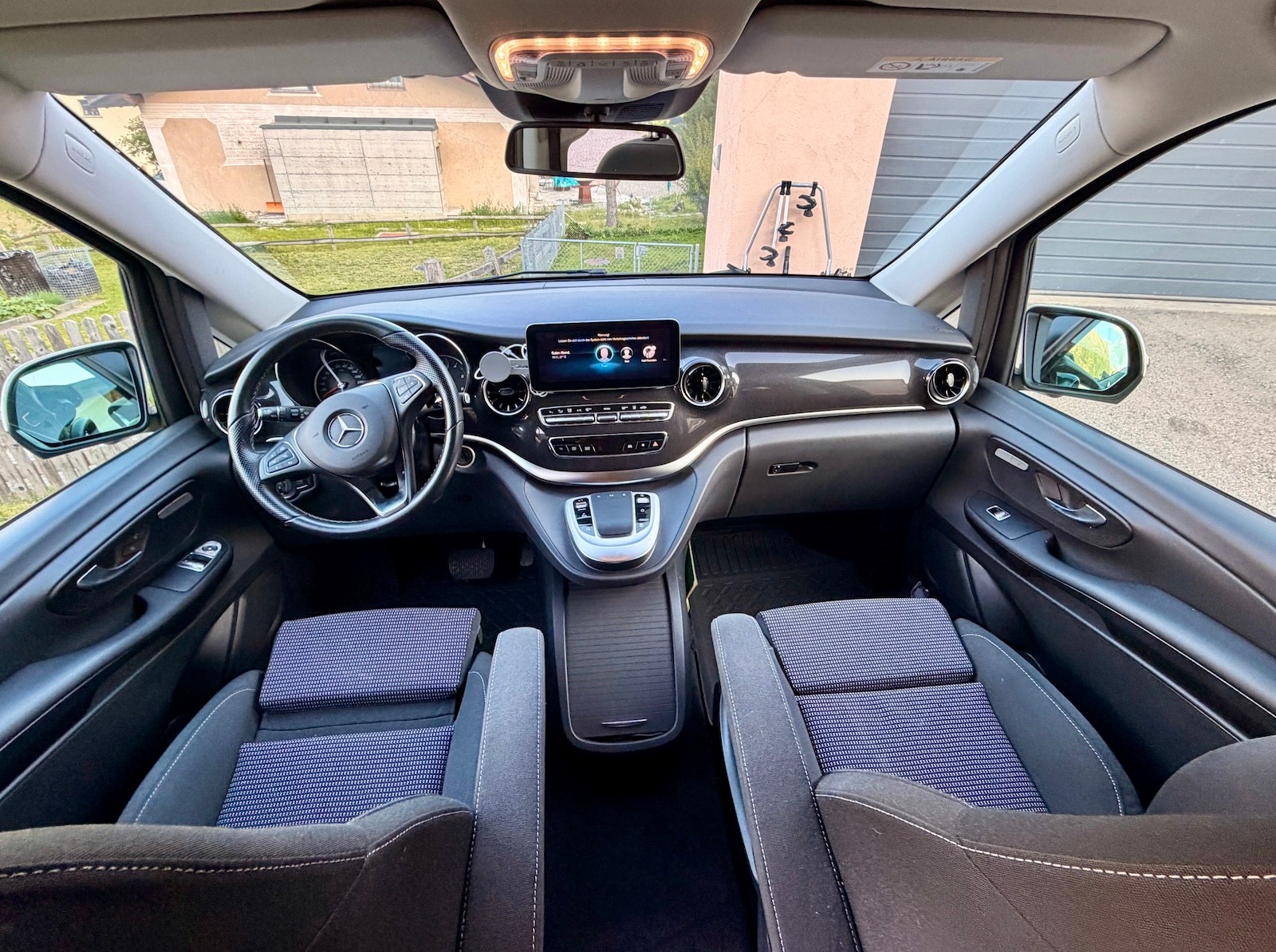 MERCEDES-BENZ V 250 d Trend kurz-image-4