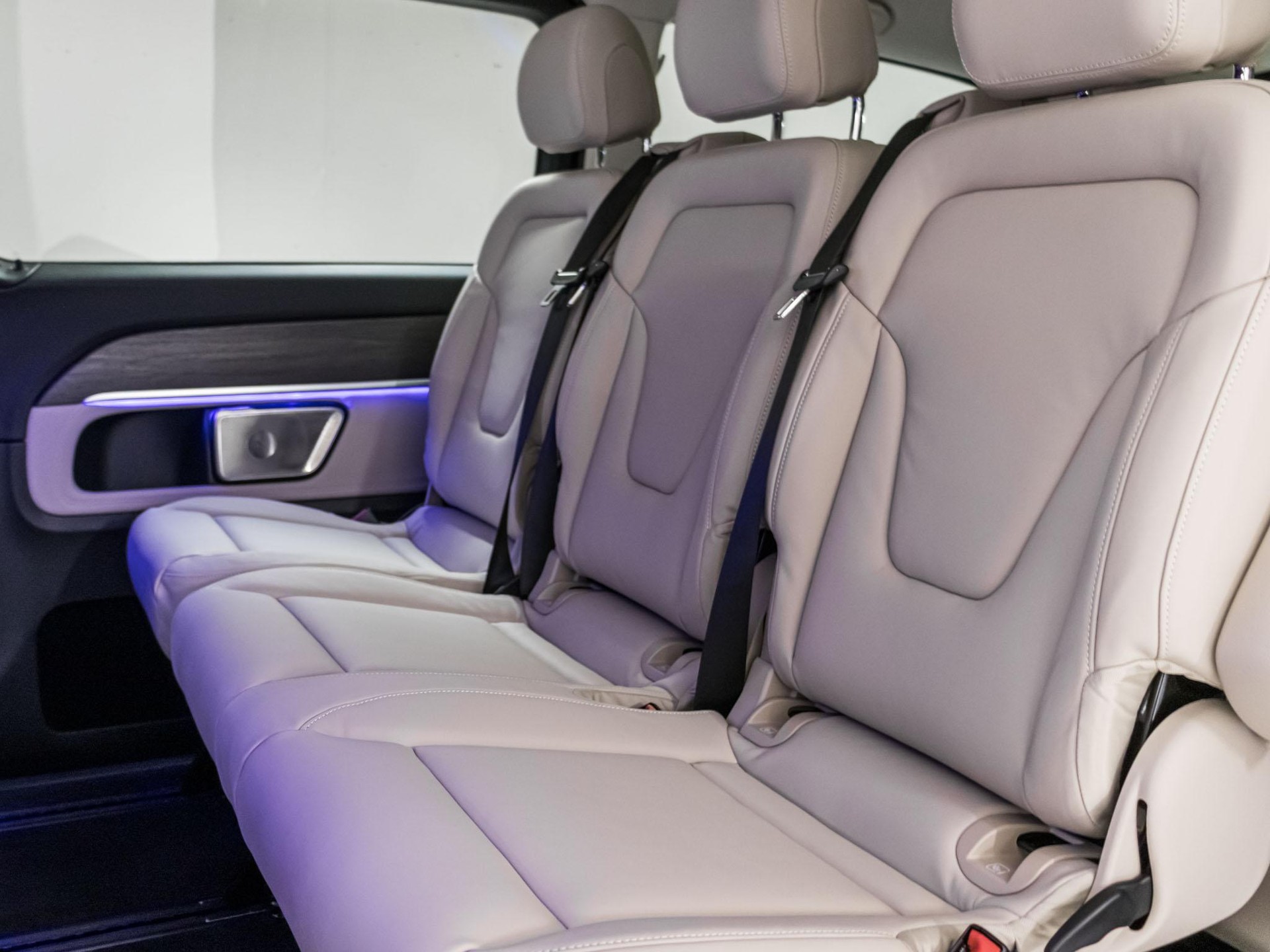 MERCEDES-BENZ V 300 d 4MATIC EXCLUSIVE Lang-image-7