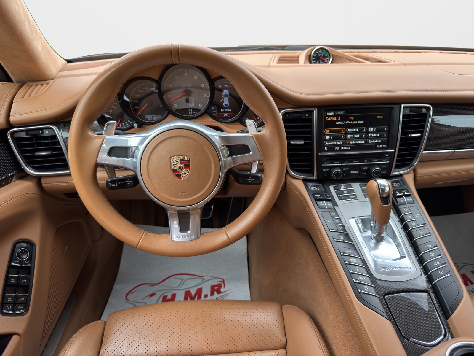 PORSCHE Panamera GTS 4.8 PDK-image-11