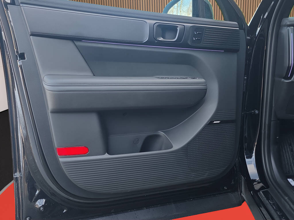 HYUNDAI Santa Fe 1.6 T-GDi PHEV Calligraphy AWD 7Plätzer-image-13
