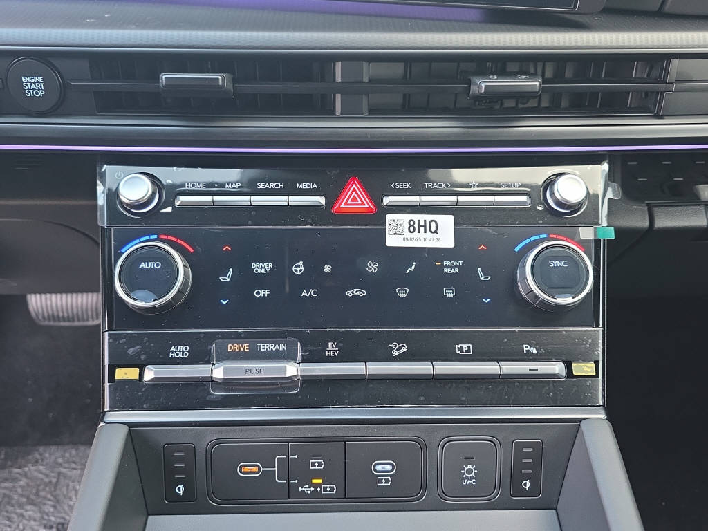 HYUNDAI Santa Fe 1.6 T-GDi PHEV Calligraphy AWD 7Plätzer-image-15