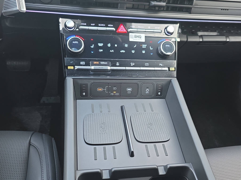 HYUNDAI Santa Fe 1.6 T-GDi PHEV Calligraphy AWD 7Plätzer-image-27