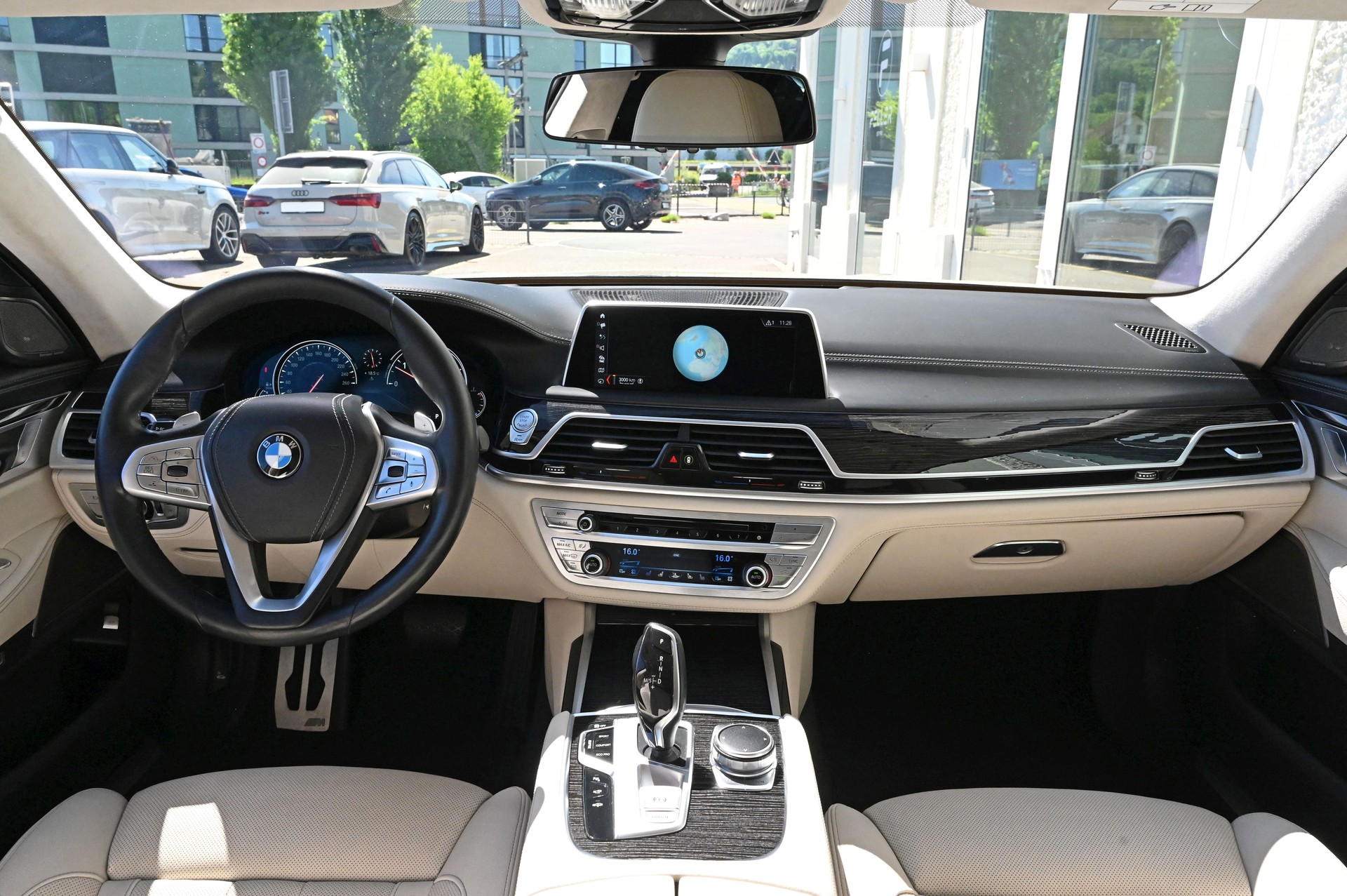 BMW 740d xDrive Steptronic-image-9