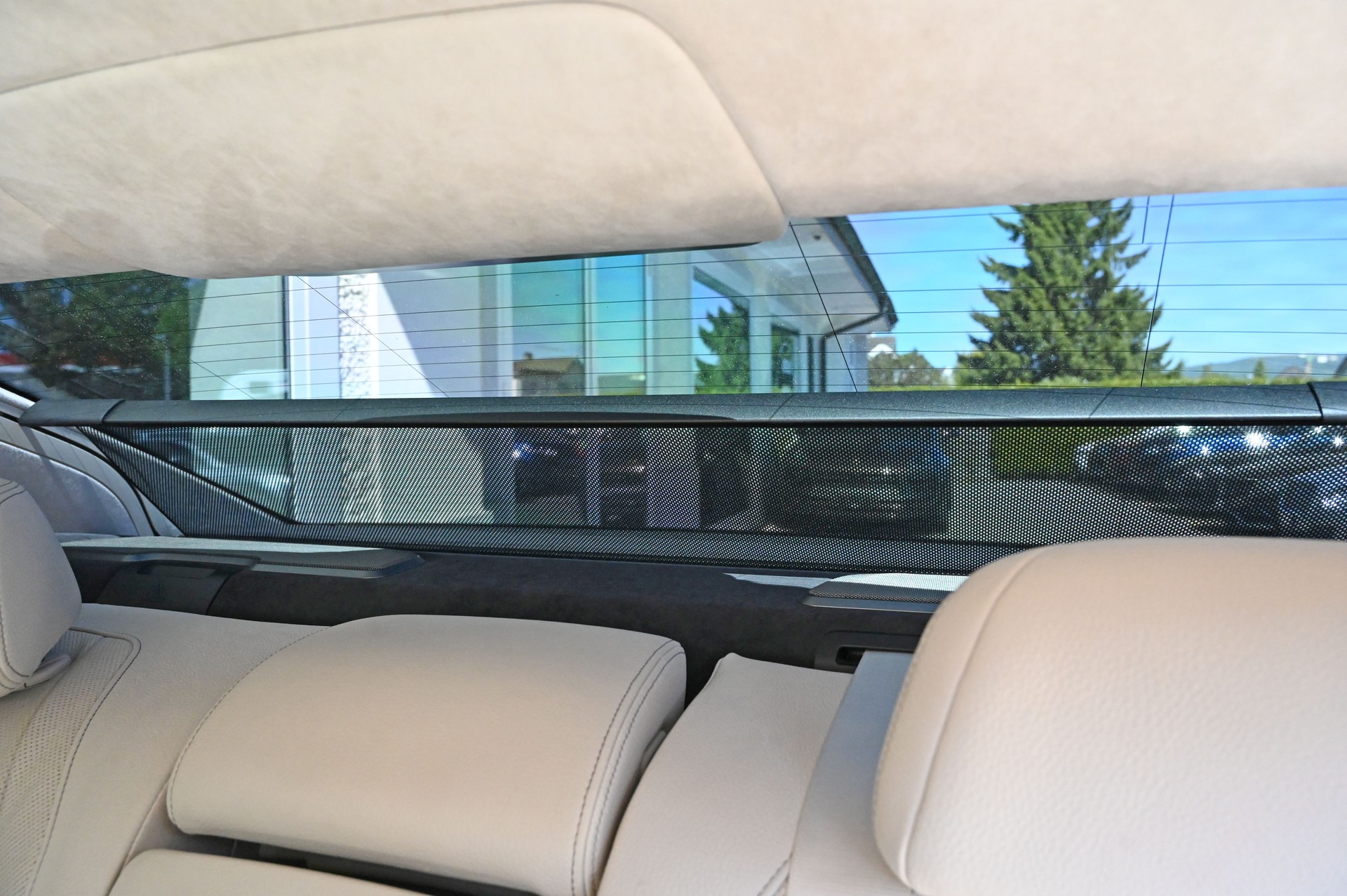 BMW 740d xDrive Steptronic-image-23