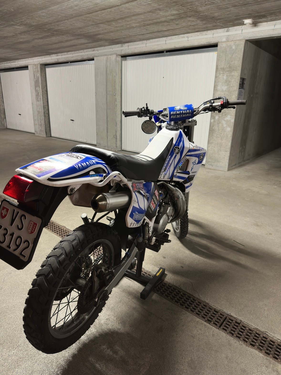 YAMAHA DT 125 R-image-3