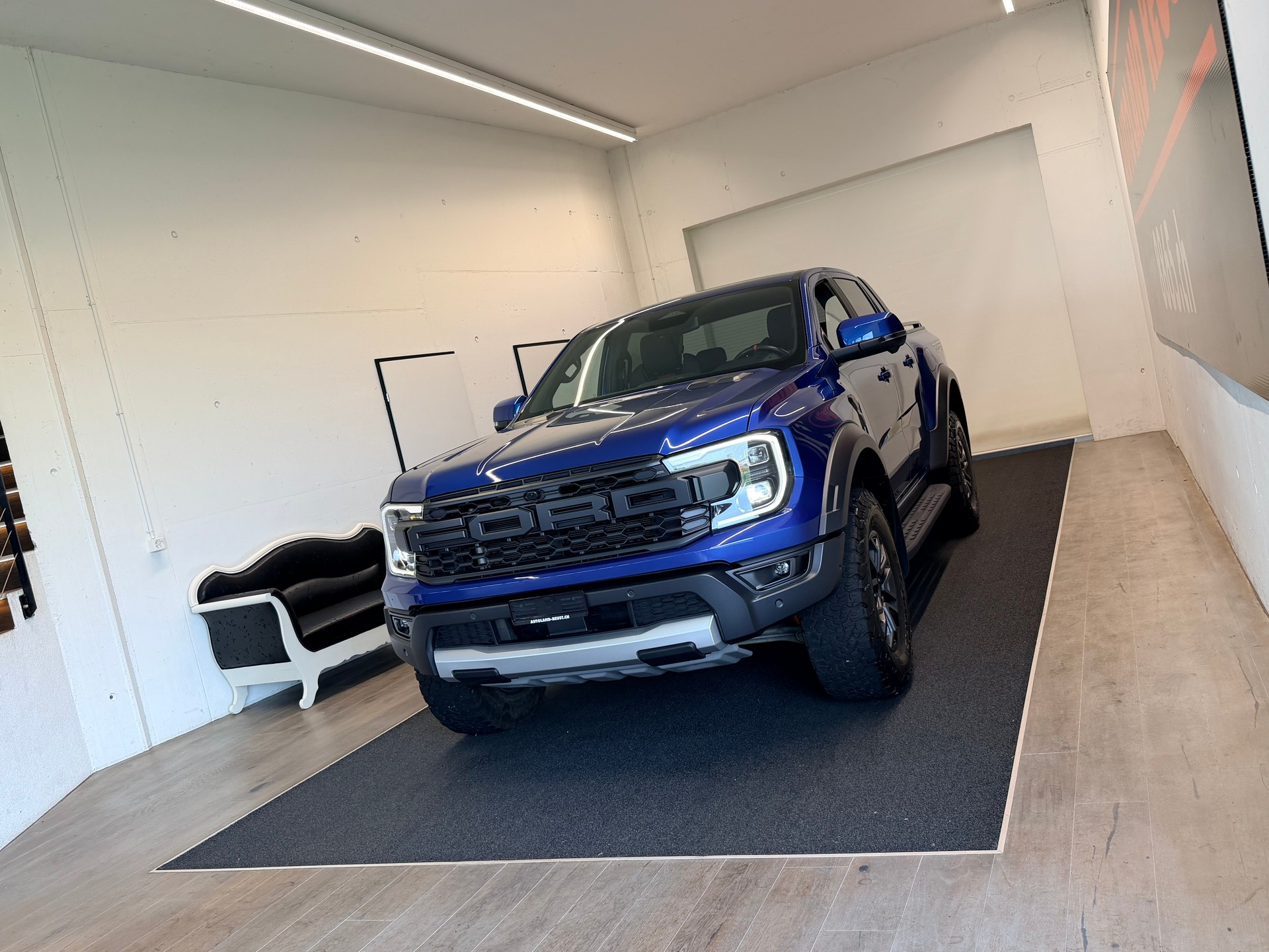 FORD Ranger Raptor 3.0 Eco Boost 4x4 A-showroom-element-2