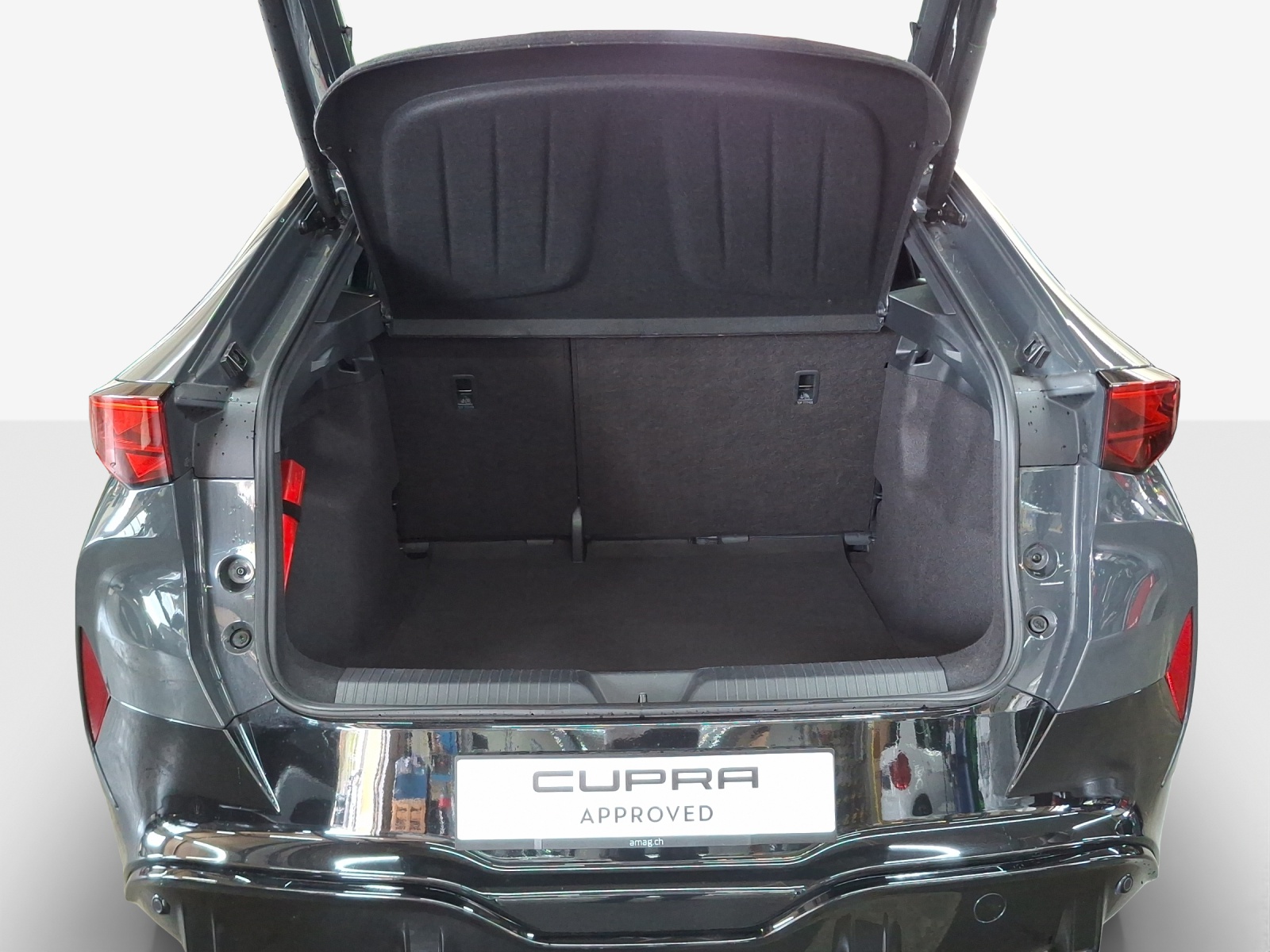 CUPRA Tavascan Type 8 77 kWh VZ-image-12