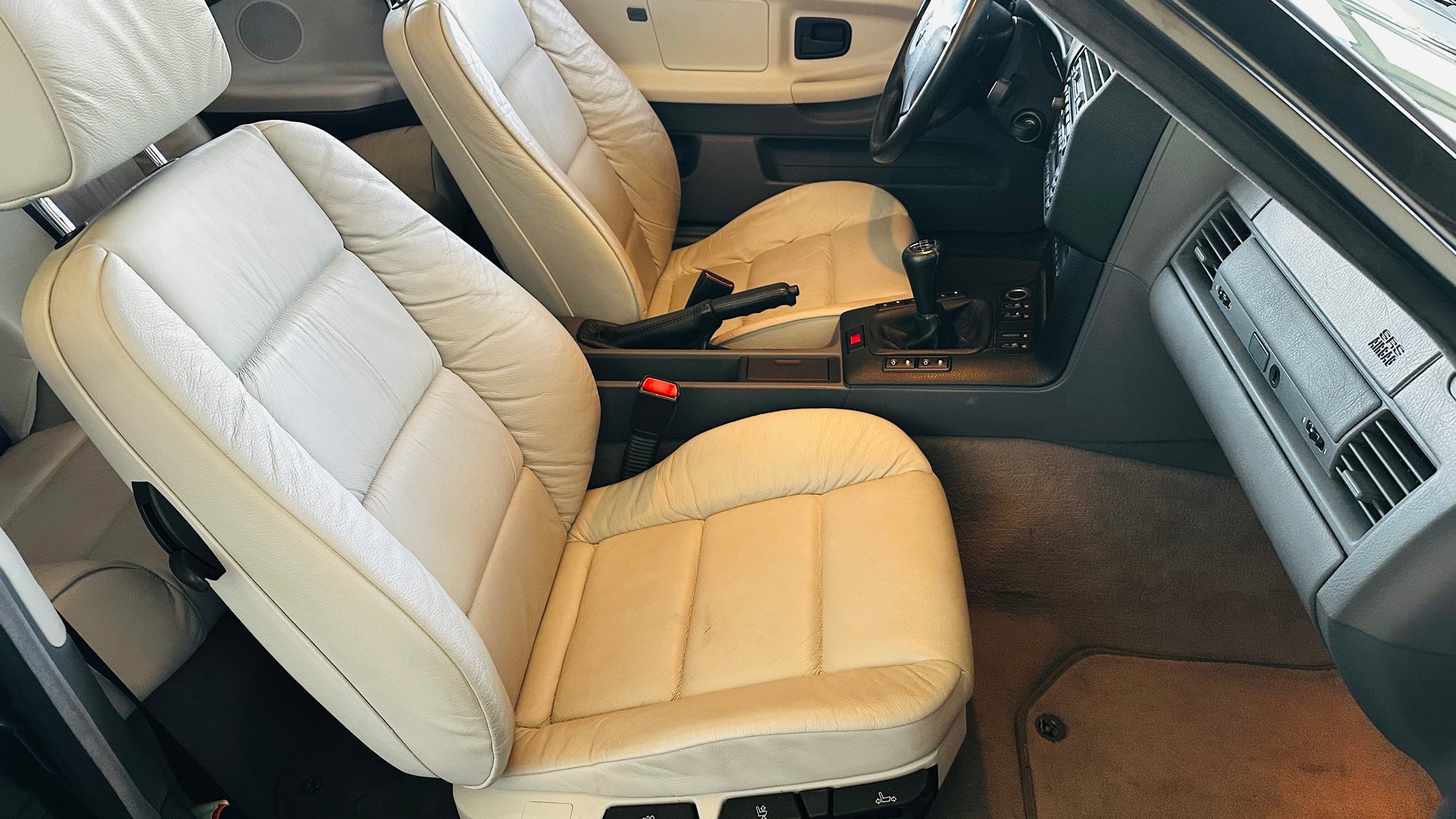 BMW 320i Cabrio "HANDSCHALTUNG"-image-14