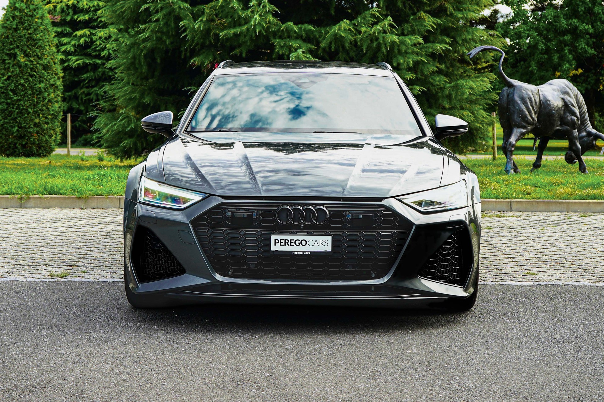 AUDI RS6 Avant 4.0 TFSI V8 quattro-image-2