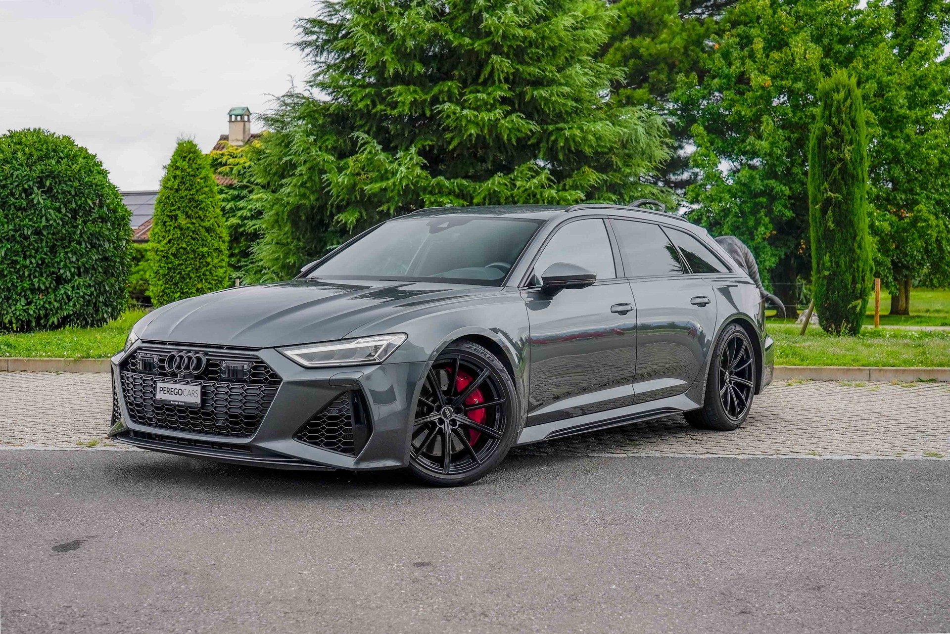 AUDI RS6 Avant 4.0 TFSI V8 quattro