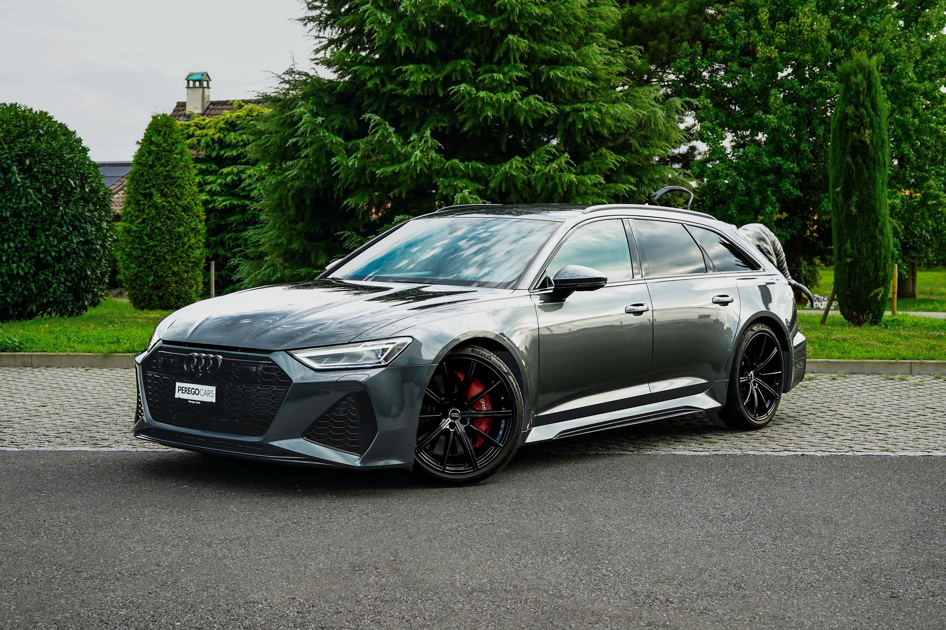 AUDI RS6 Avant 4.0 TFSI V8 quattro