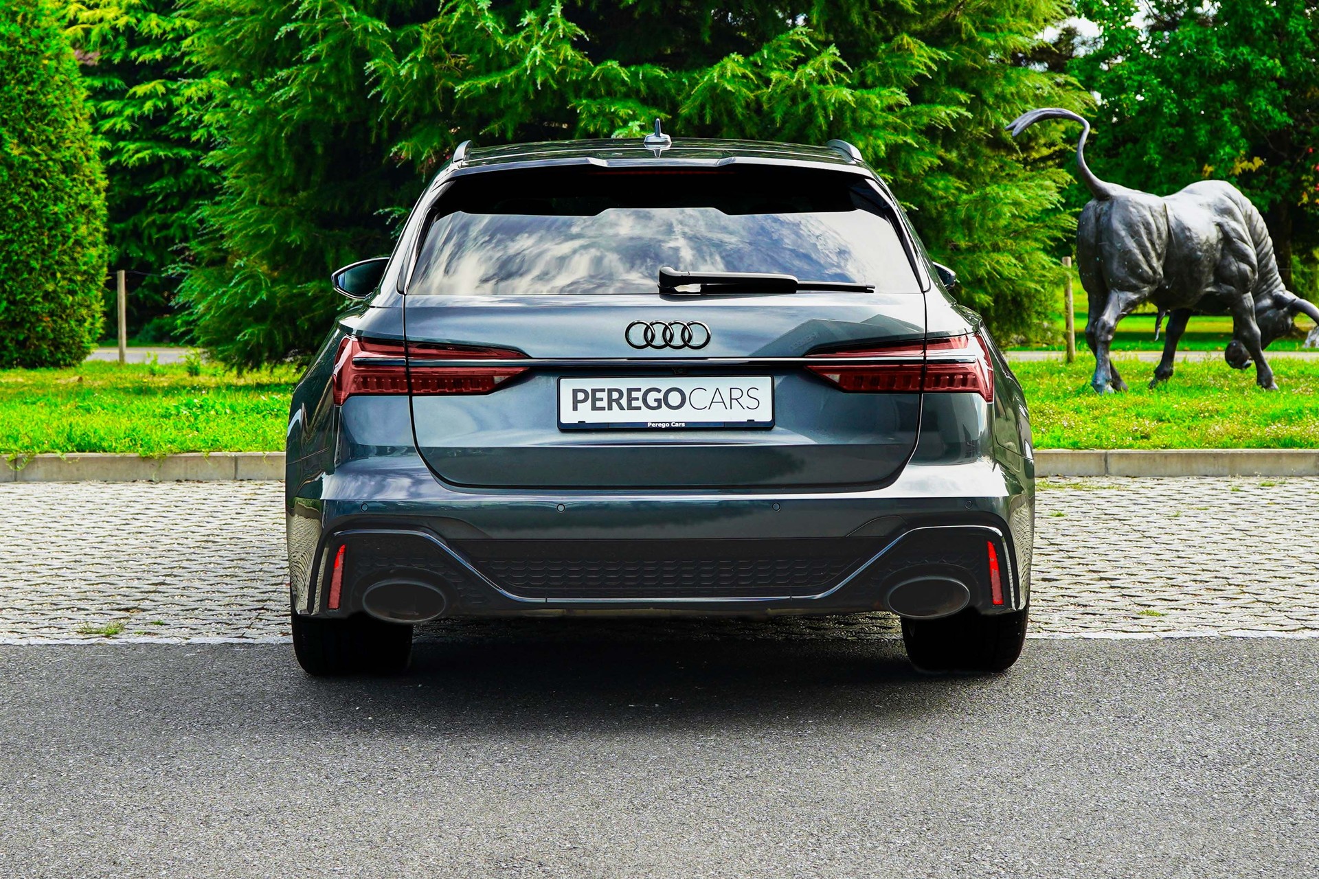 AUDI RS6 Avant 4.0 TFSI V8 quattro-image-4