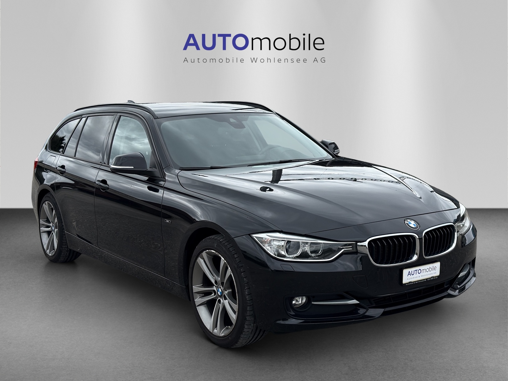 BMW 320d xDrive Touring Sport Line Steptronic-showroom-element-3