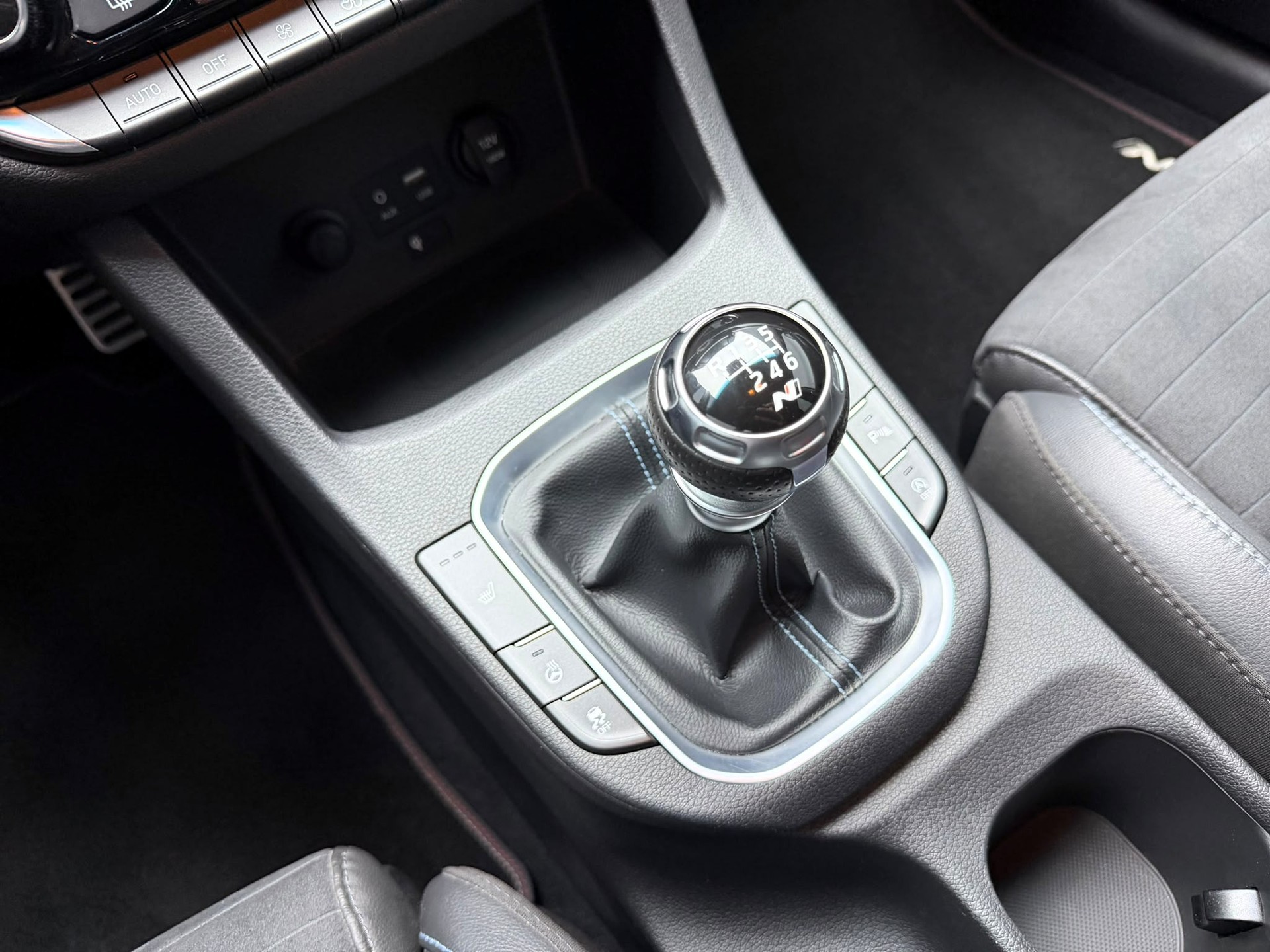 HYUNDAI i30 N 2.0 T-GDi-image-15