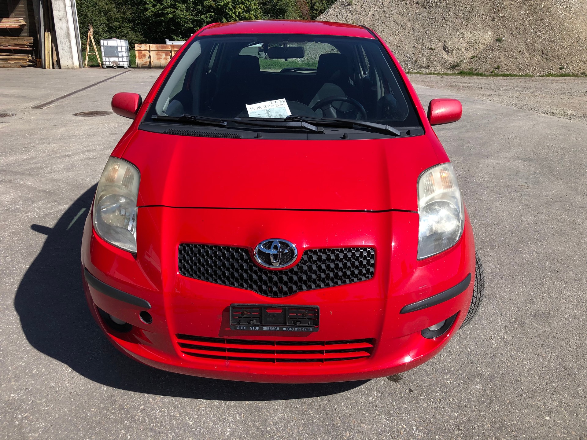 TOYOTA Yaris 1.3 Linea Sol