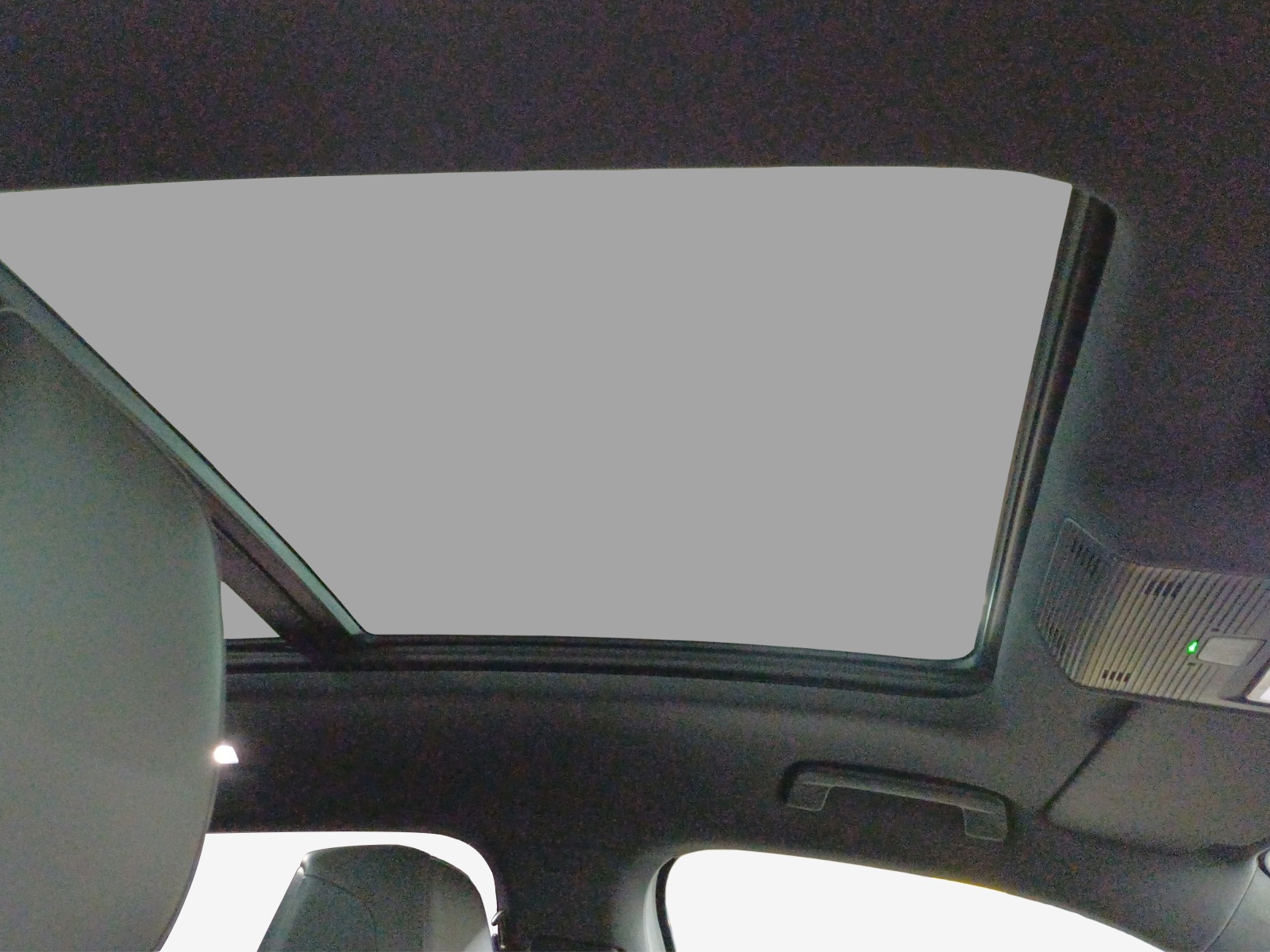 VW Tiguan 2.0 TSI DSG R-Line 4Motion-image-13
