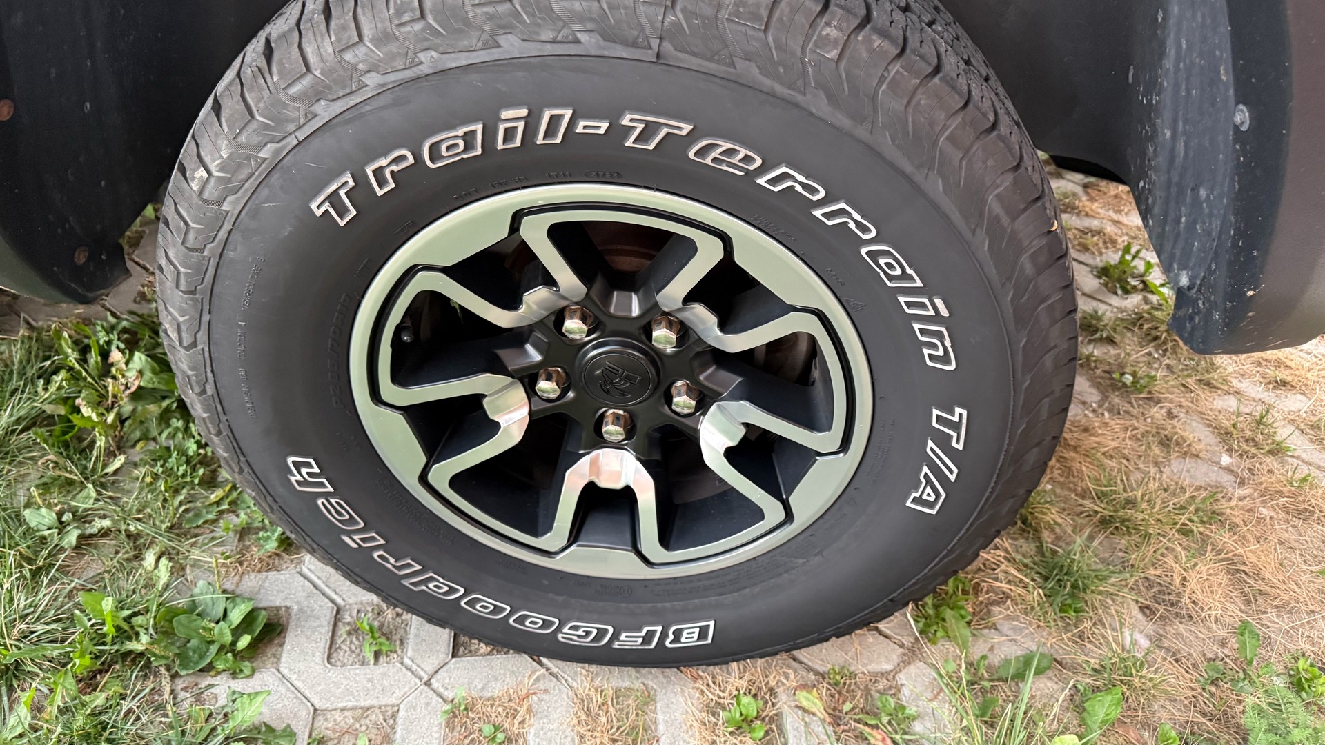 DODGE 1500 REBEL - 5.7hemi - 4x4 - e85 kit - suspension pneumatique - CarPlay - ramBOX - ...-image-7