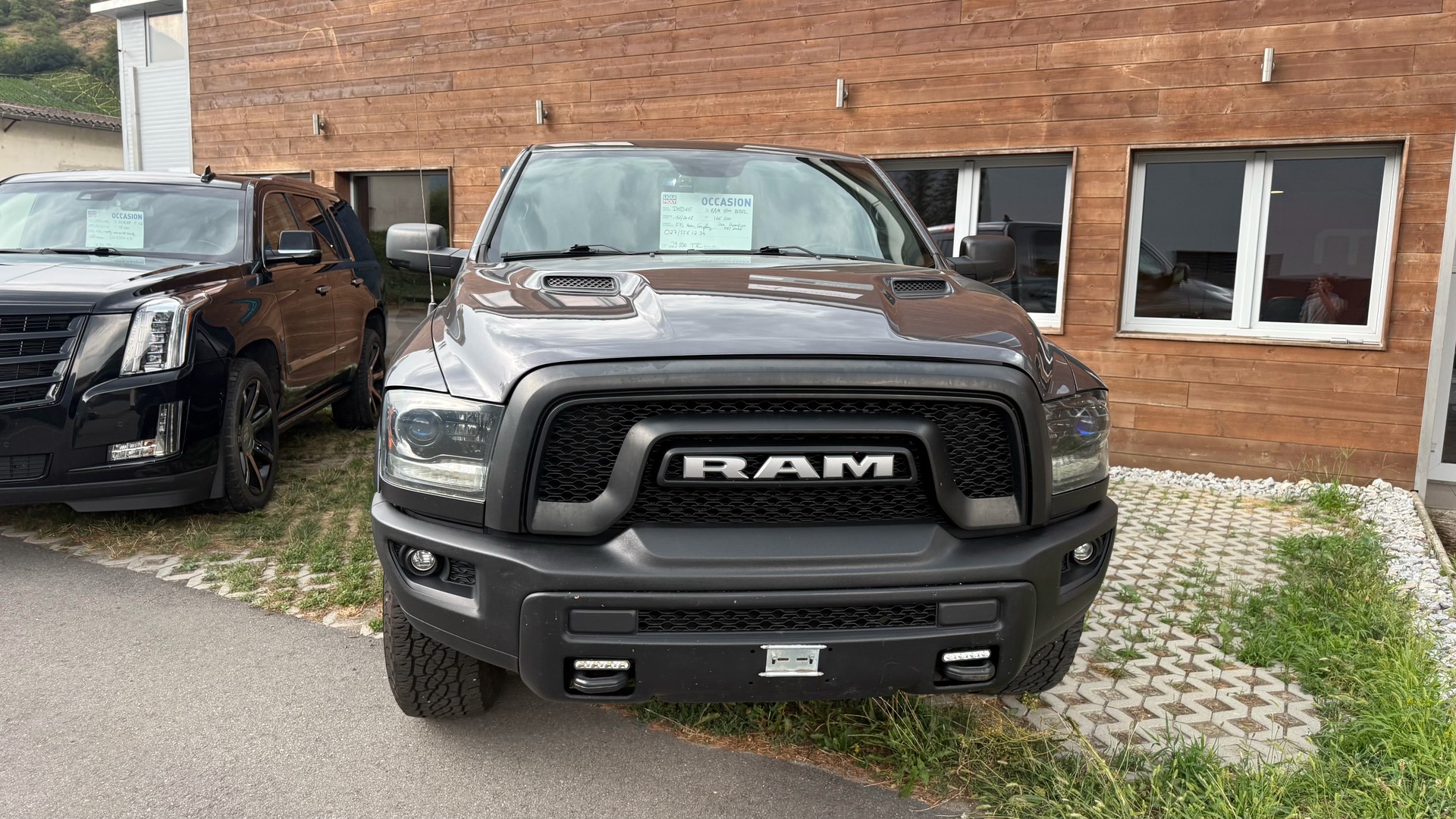 DODGE 1500 REBEL - 5.7hemi - 4x4 - e85 kit - suspension pneumatique - CarPlay - ramBOX - ...-image-1