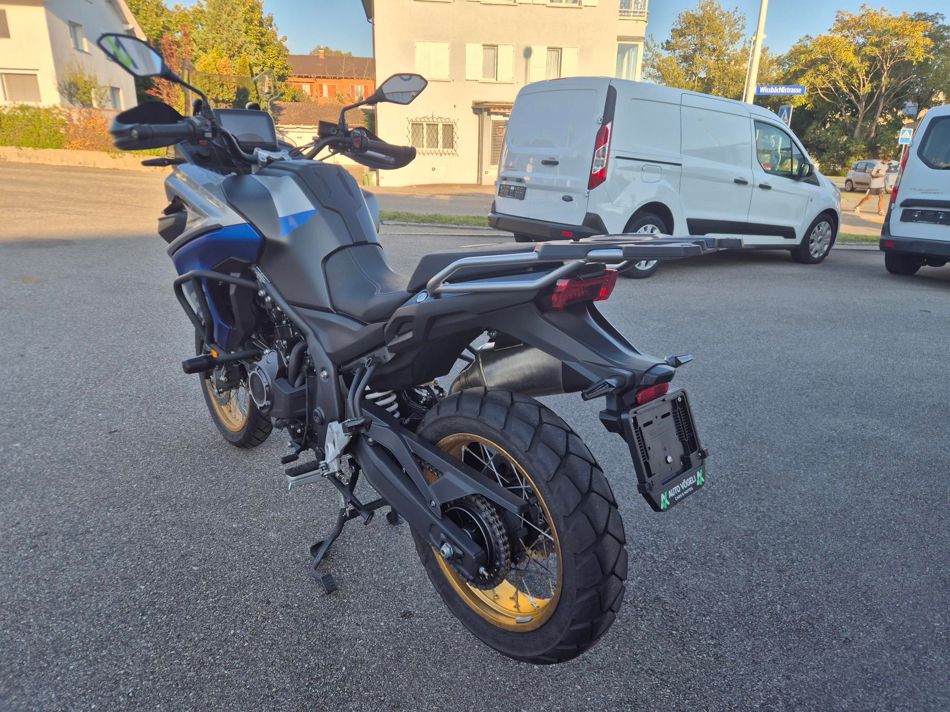 VOGE 525 DSX-image-3