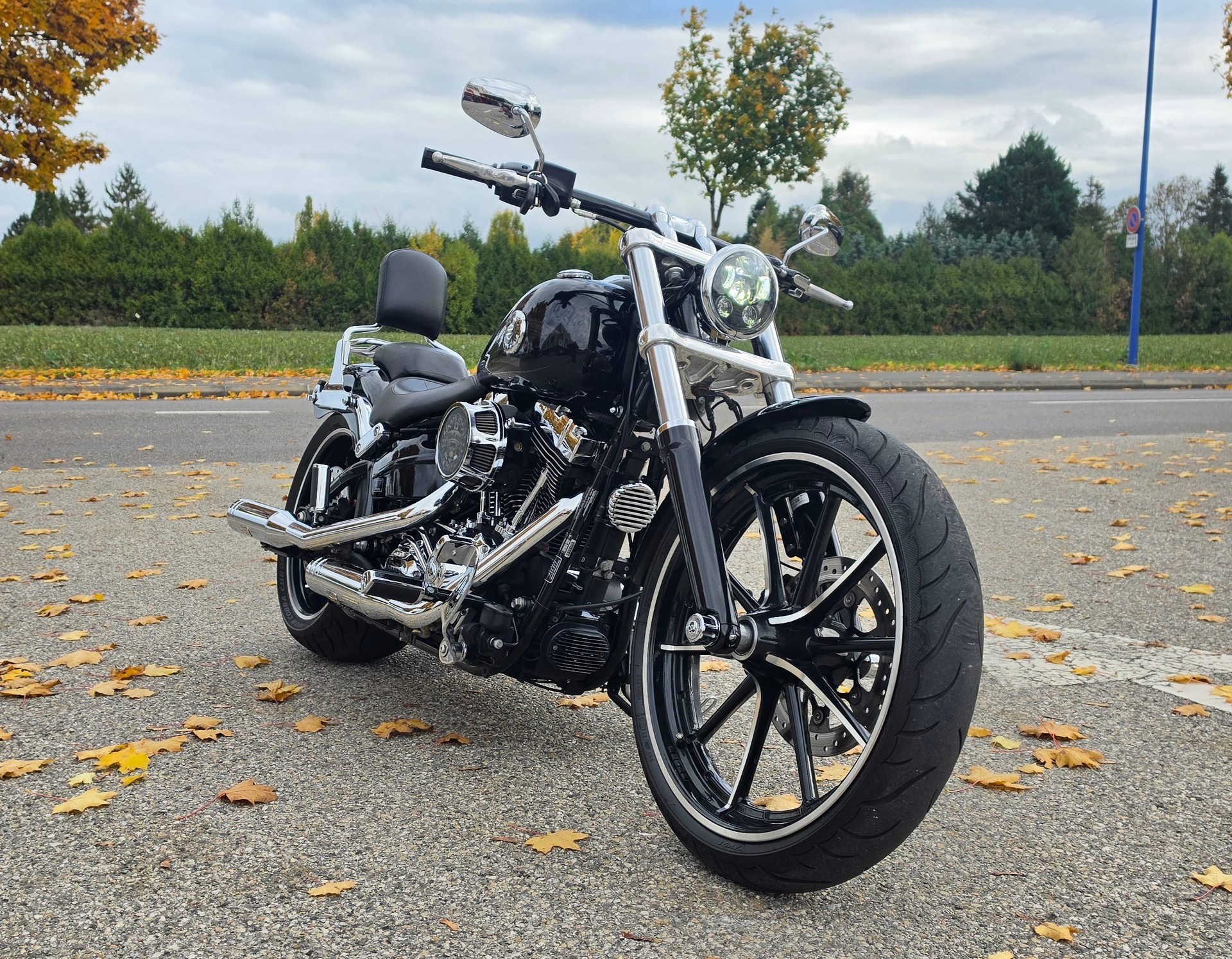 HARLEY-DAVIDSON FXSB Breakout 103 ABS-image-2