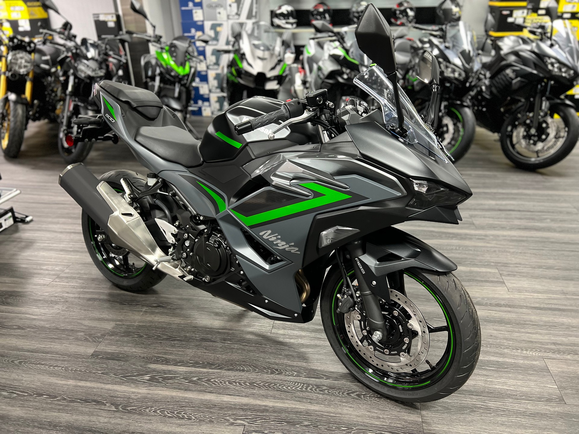 KAWASAKI Ninja 500 SE-image-1