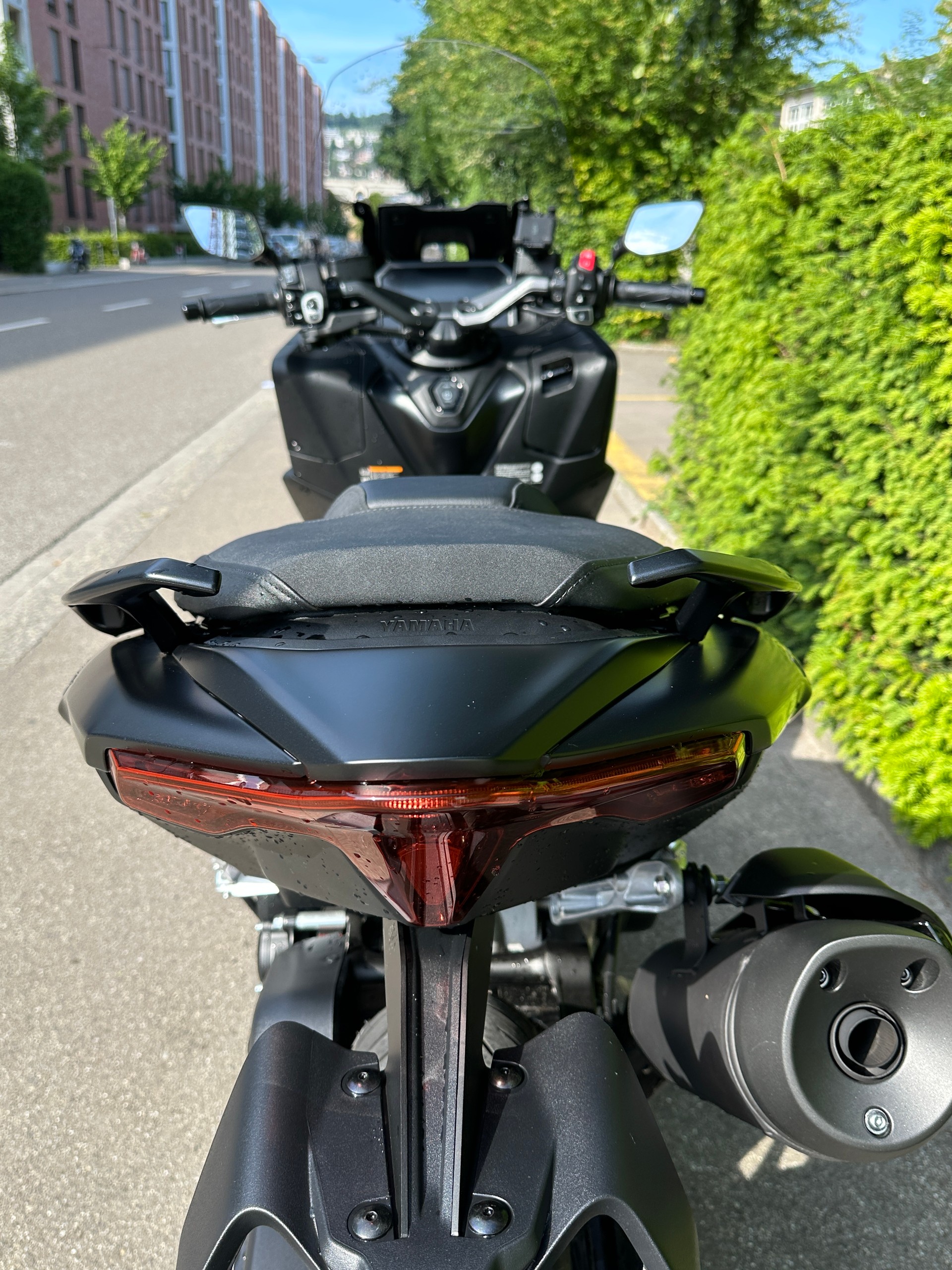 YAMAHA T-MAX-image-4