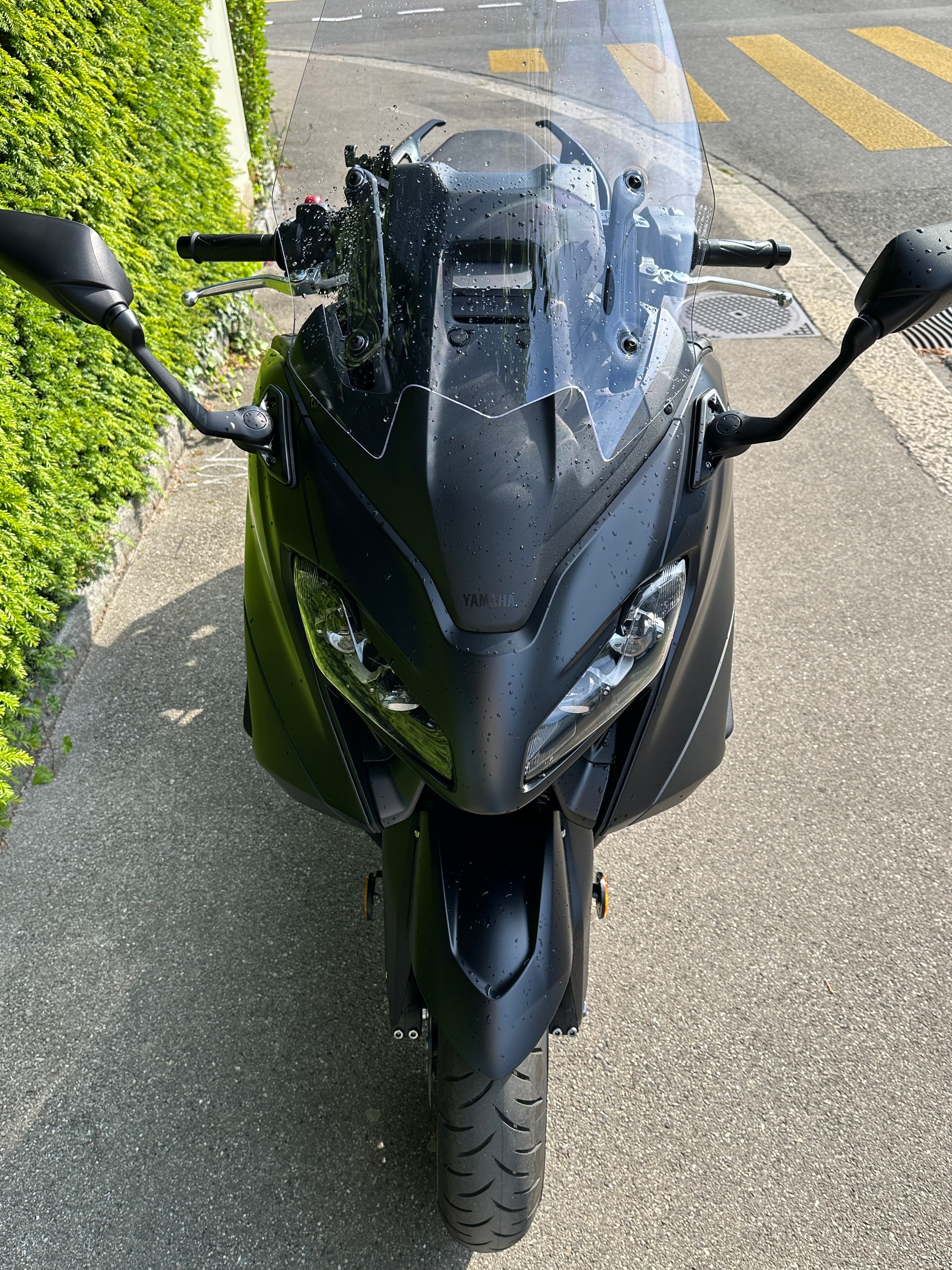 YAMAHA T-MAX-image-2