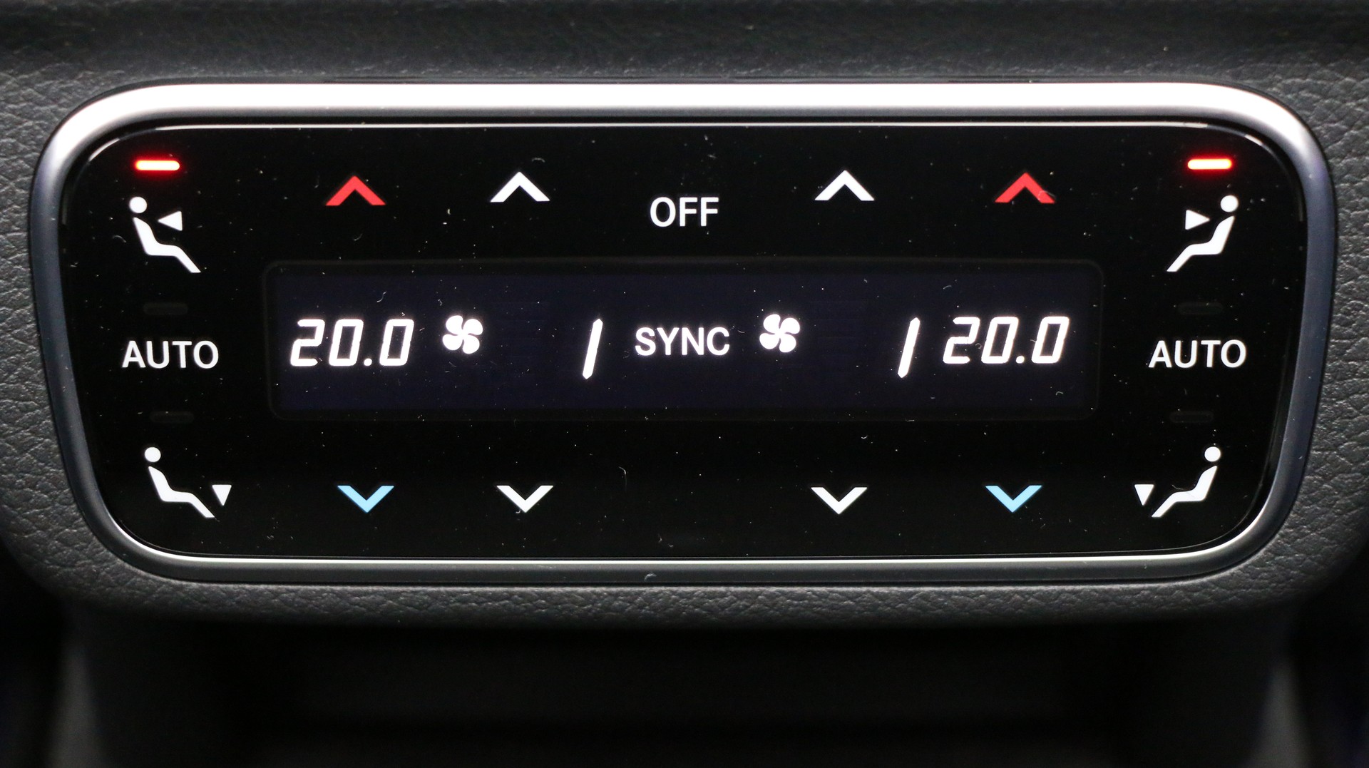MERCEDES-BENZ C 43 AMG 4 Matic Limousine Executive Edition-image-15