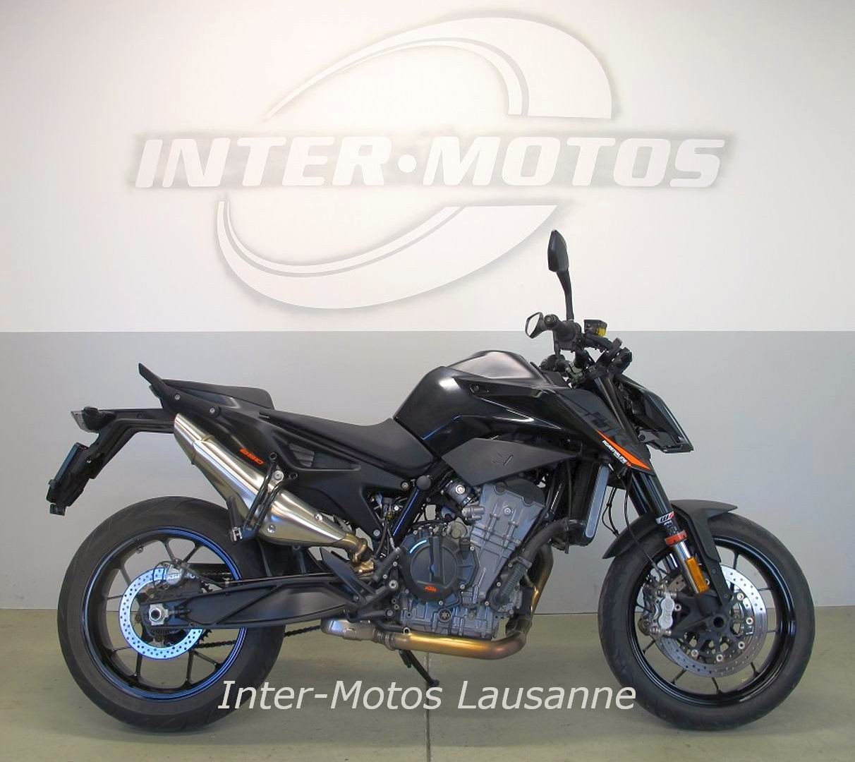 KTM 890 DUKE-image-0