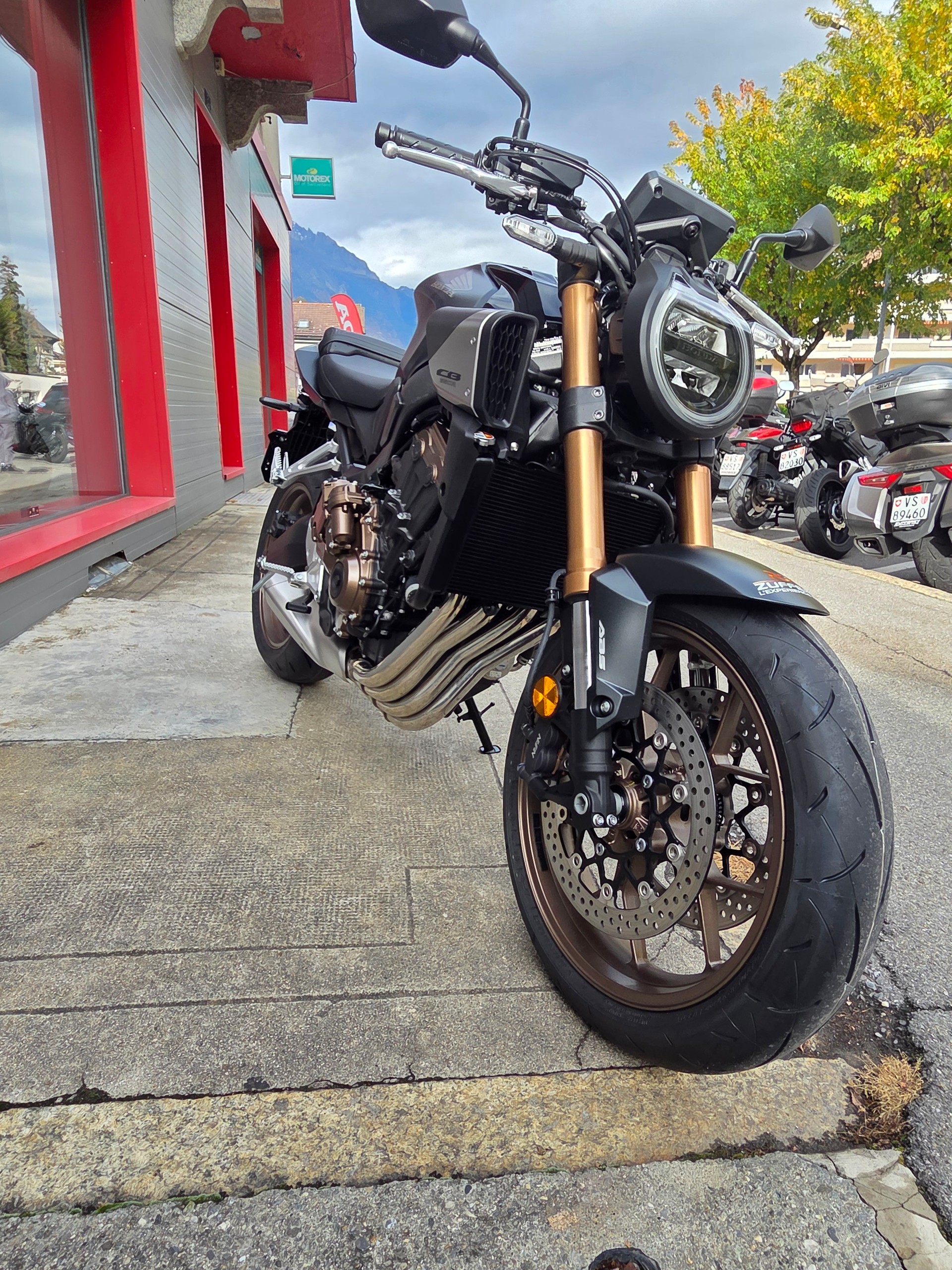 HONDA CB 650 R-image-0