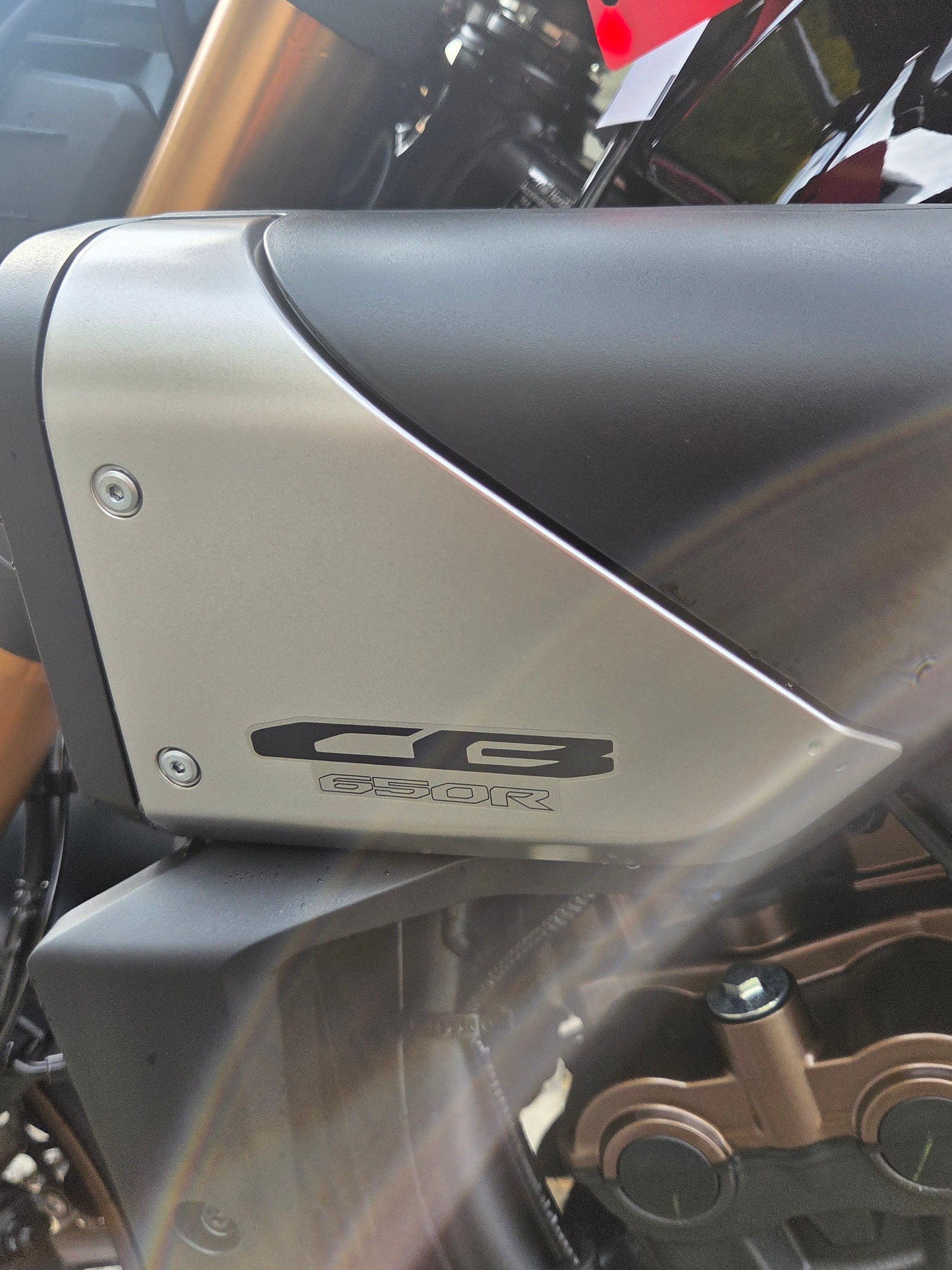 HONDA CB 650 R-image-3
