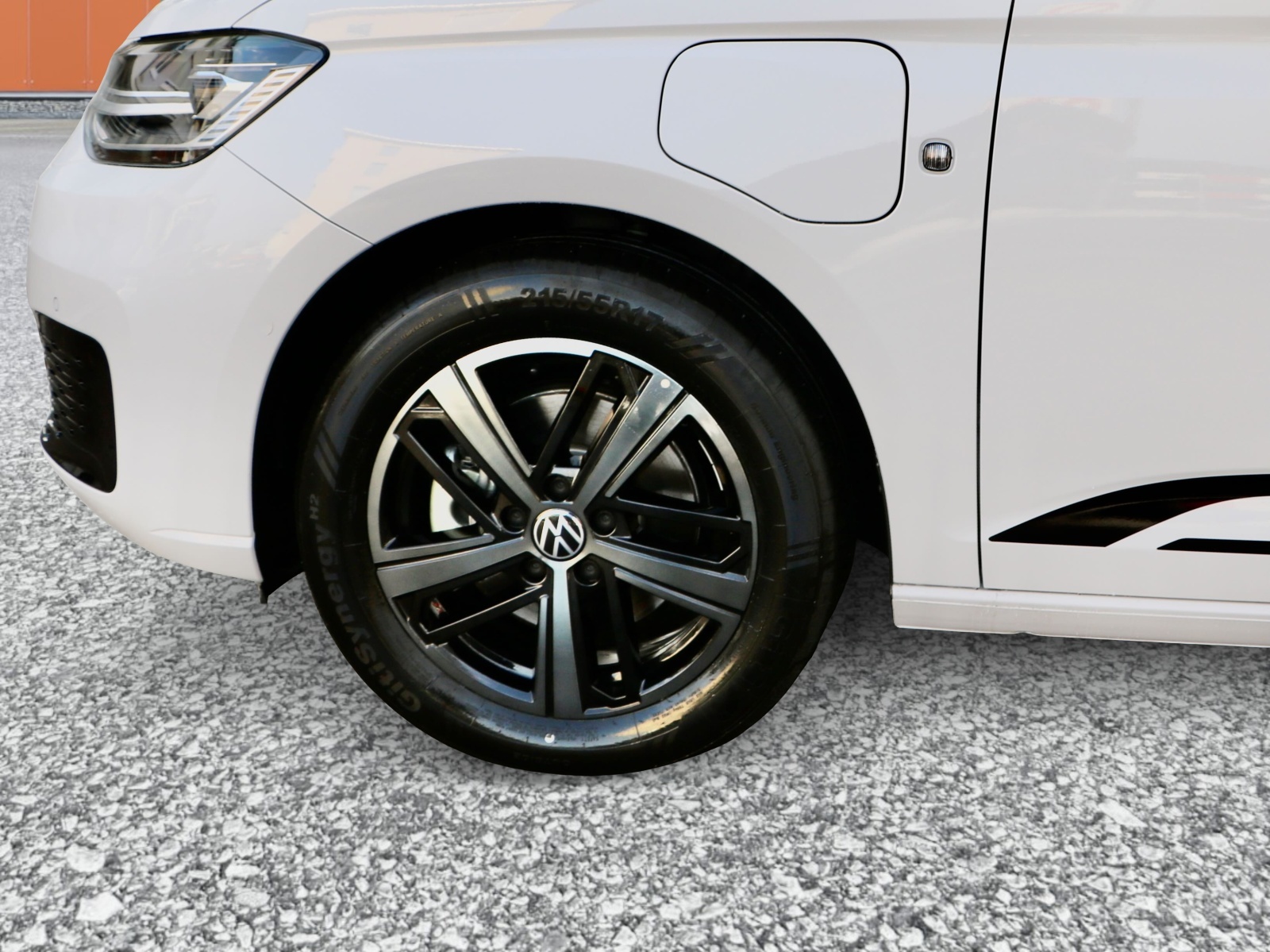 VW Caddy 1.5 TSI Plug in Hybrid Edition DSG-image-6