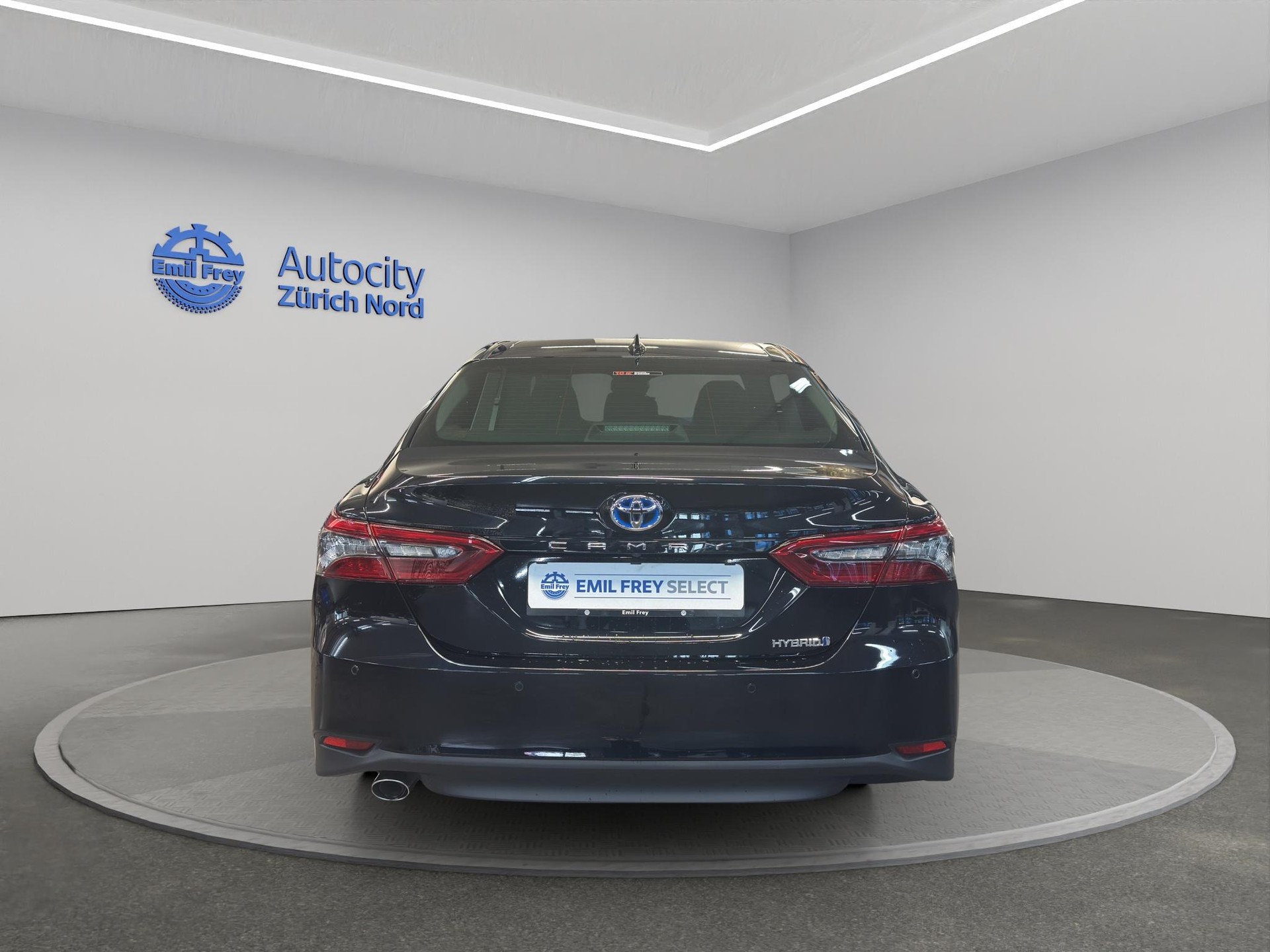 TOYOTA Camry 2.5 HSD Premium-showroom-element-3