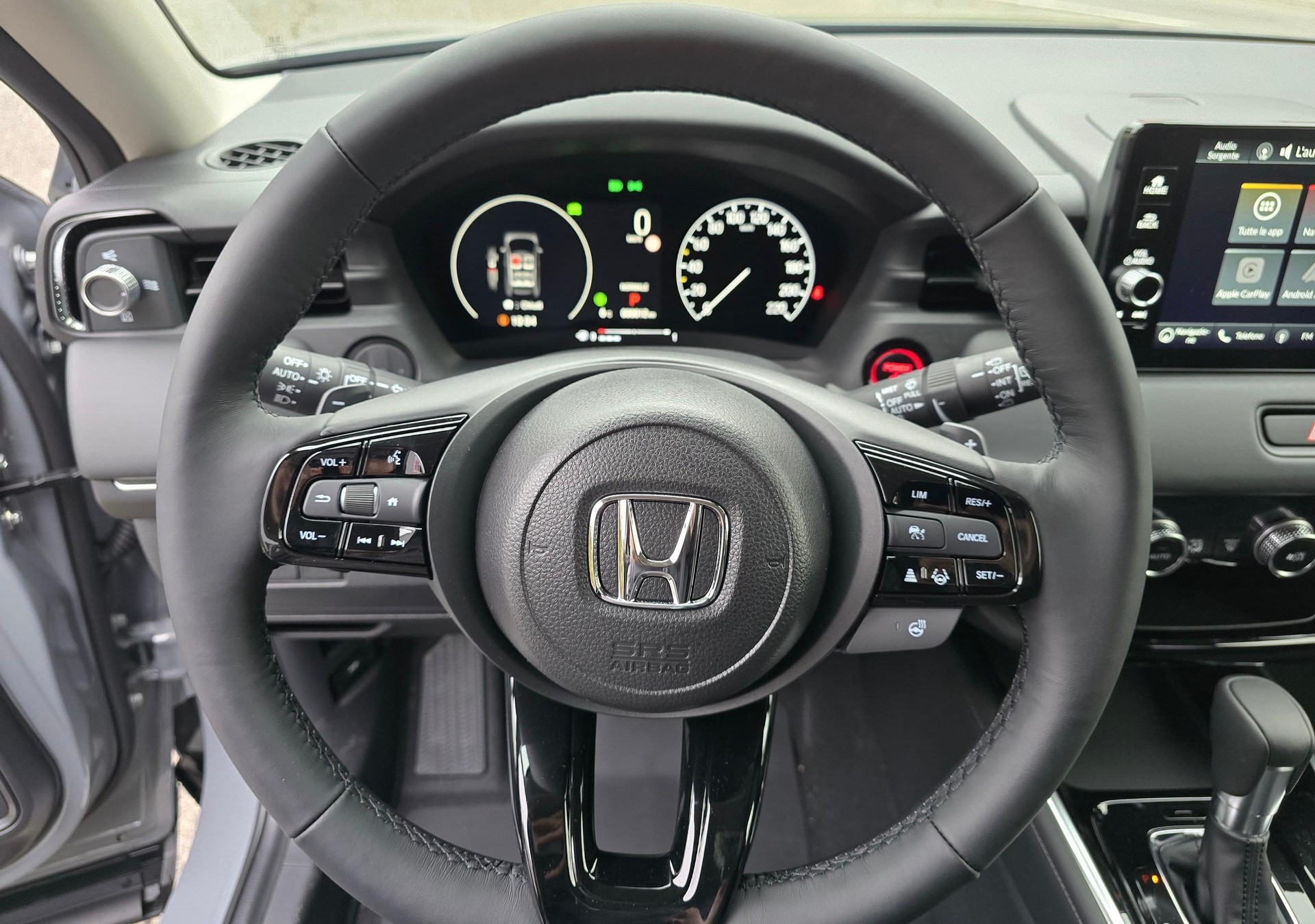 HONDA HR-V 1.5i-MMD Advance CVT-image-6