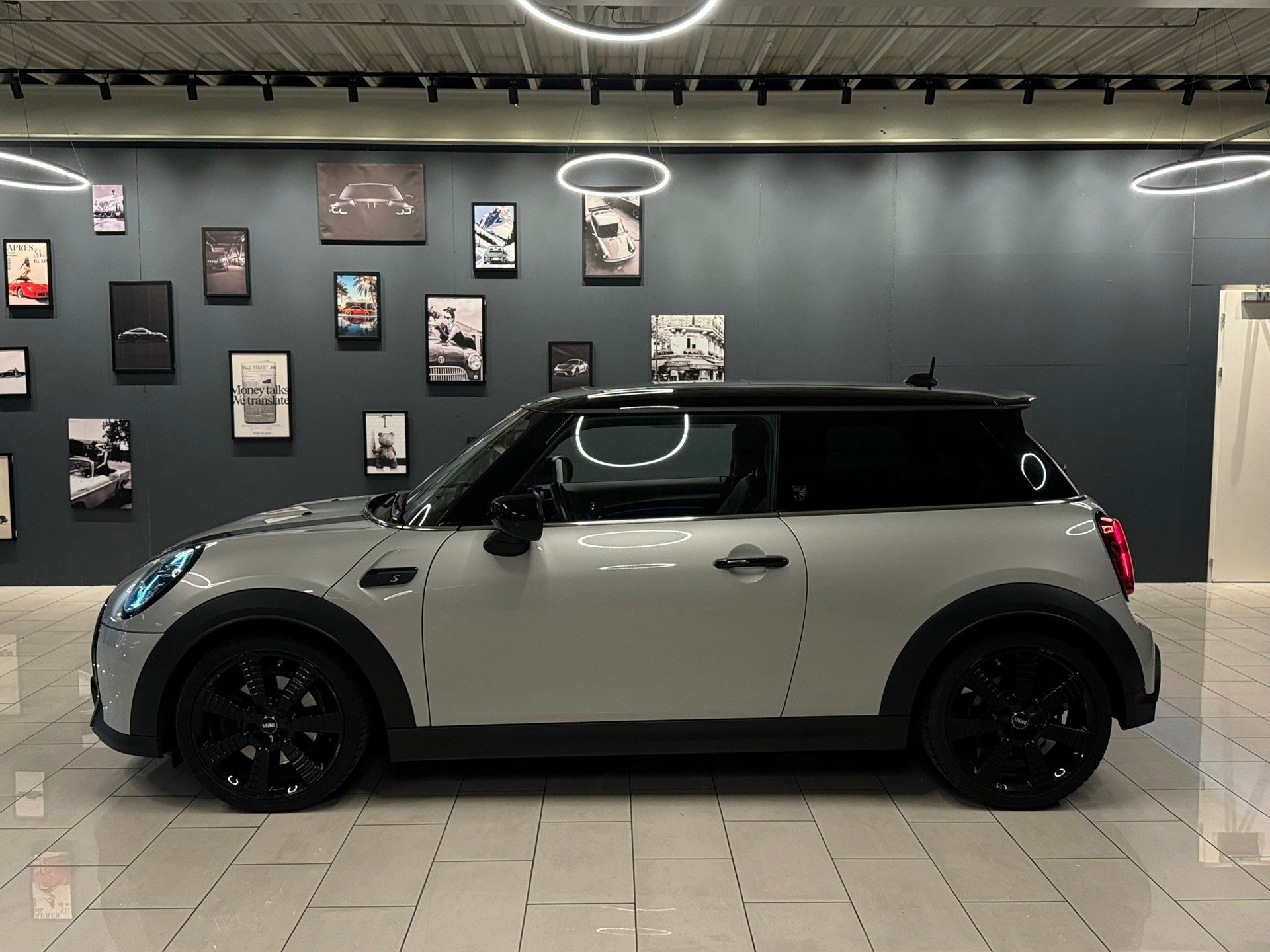 MINI Cooper S Trafalgar Edition Steptronic DKG-showroom-element-3