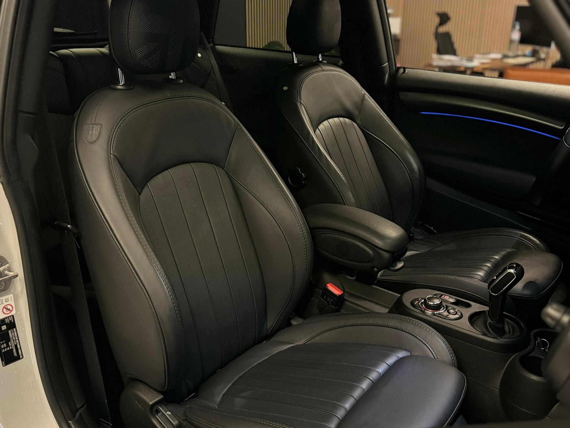 MINI Cooper S Trafalgar Edition Steptronic DKG-image-17