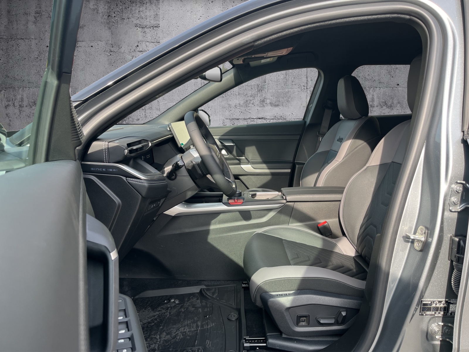 JEEP Compass 1.2 MHEV First Edition-image-8