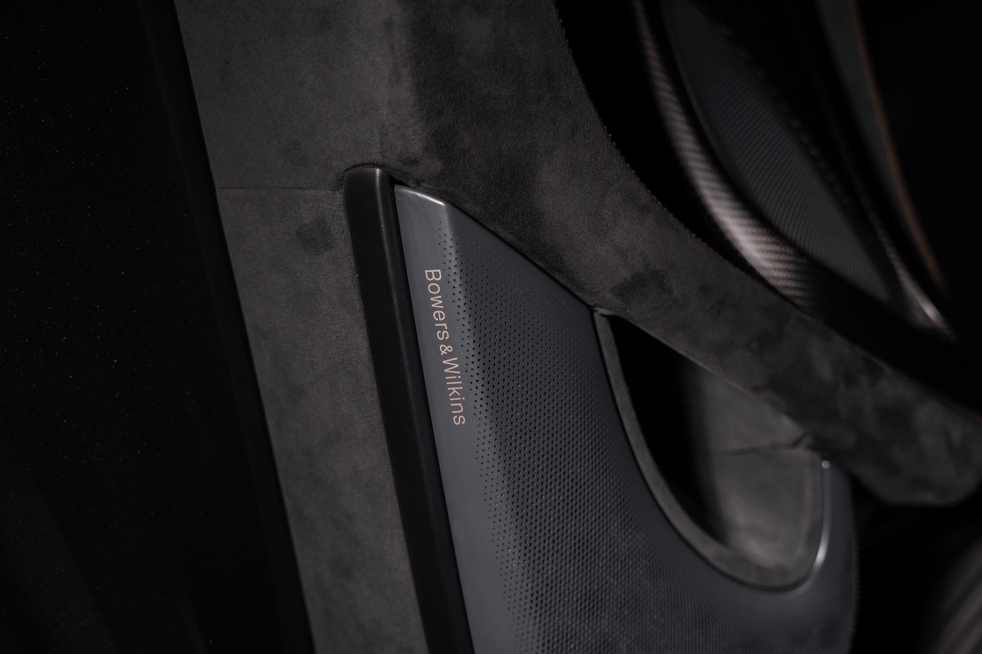 McLAREN 600LT-image-21