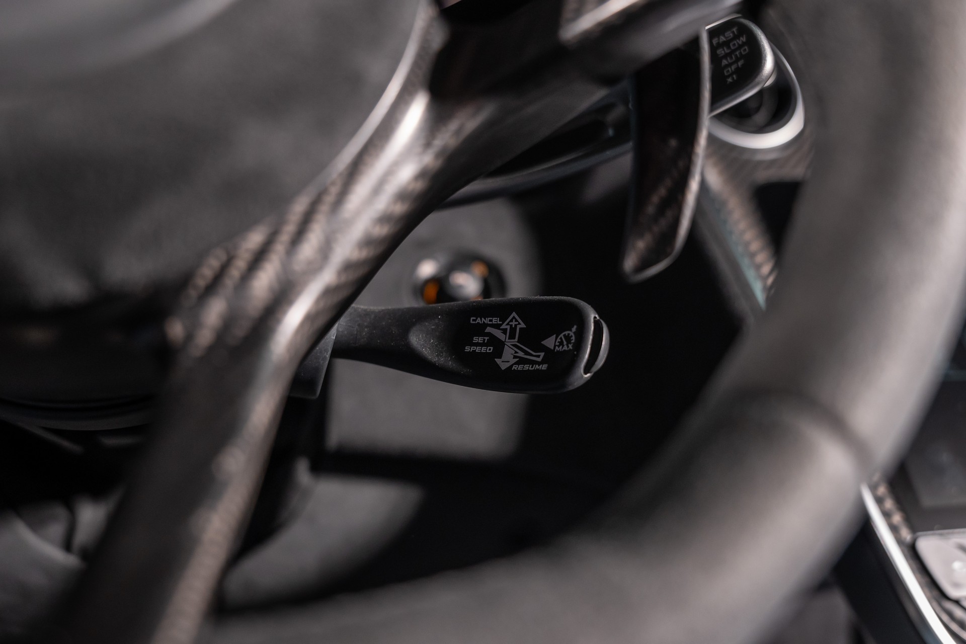 McLAREN 600LT-image-23