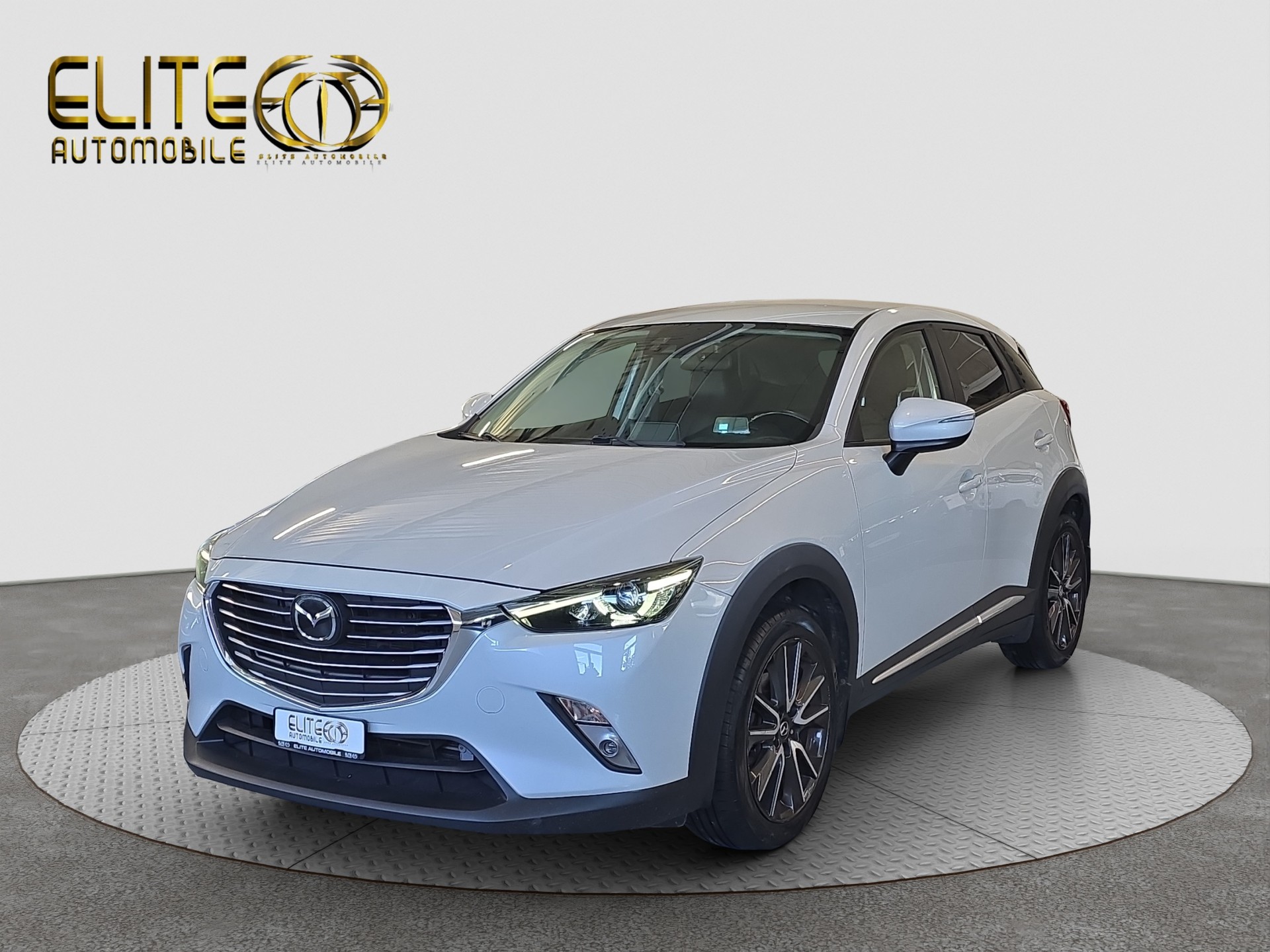 MAZDA CX-3 2.0 Revolution AWD Skyactiv Drive-showroom-element-3