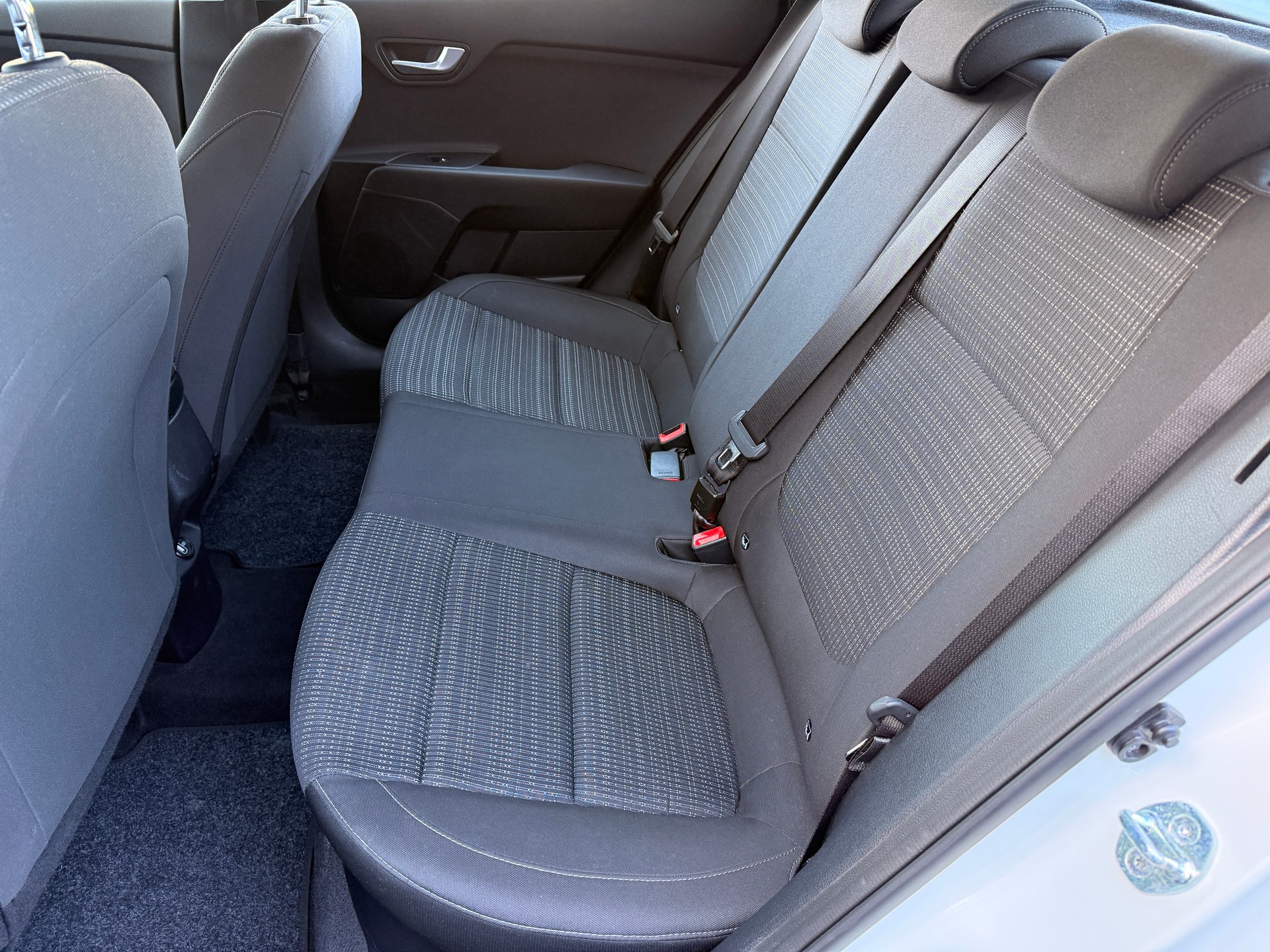 KIA Stonic 1.0 T-GDI Style DCT-image-11