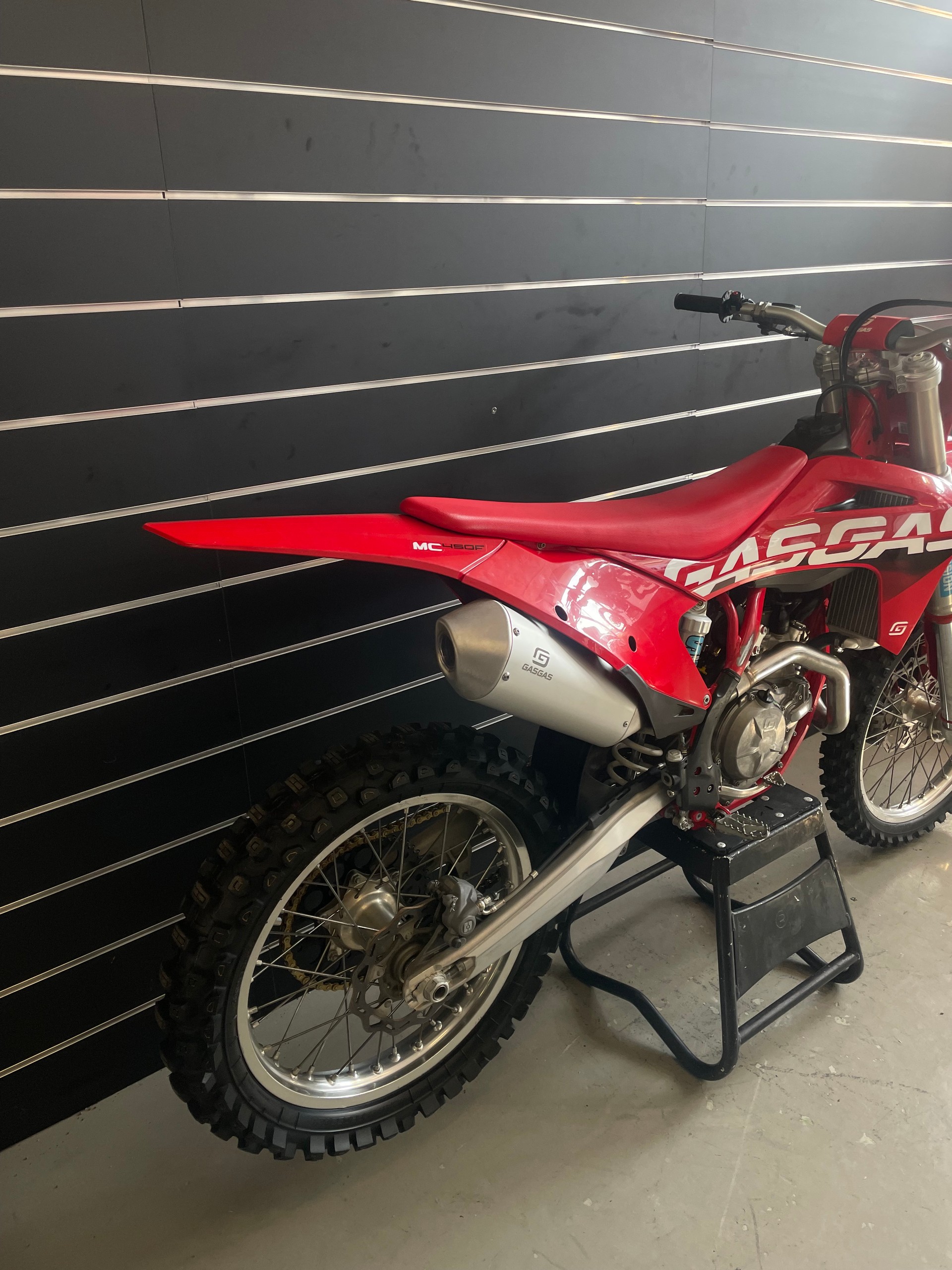 GASGAS MC 450F 2023-showroom-element-3