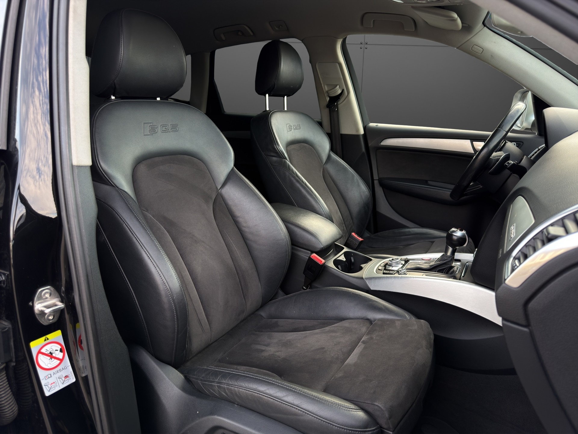 AUDI SQ5 3.0 TDI quattro tiptronic-image-16