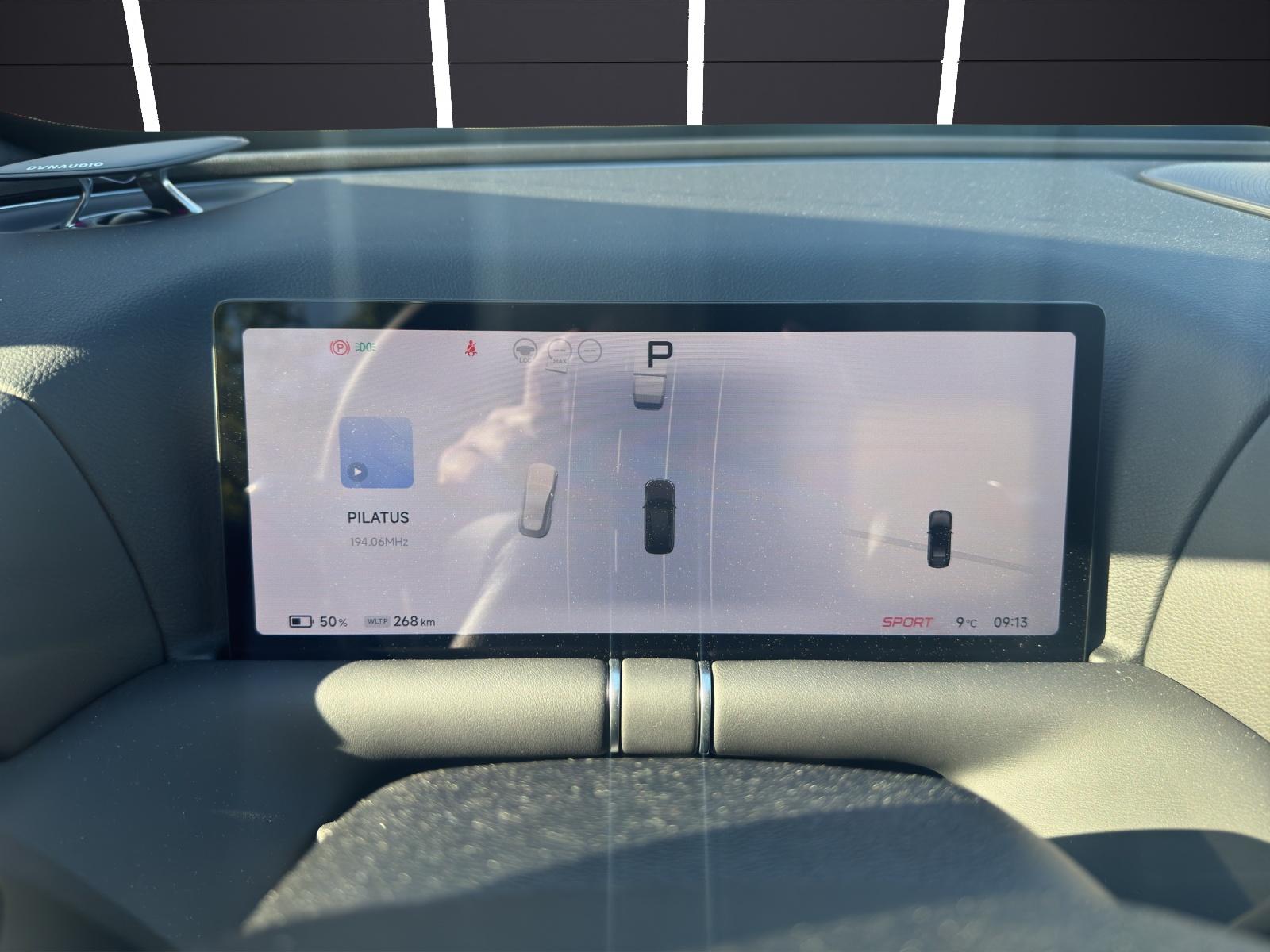 XPENG G9 Performance AWD-image-8