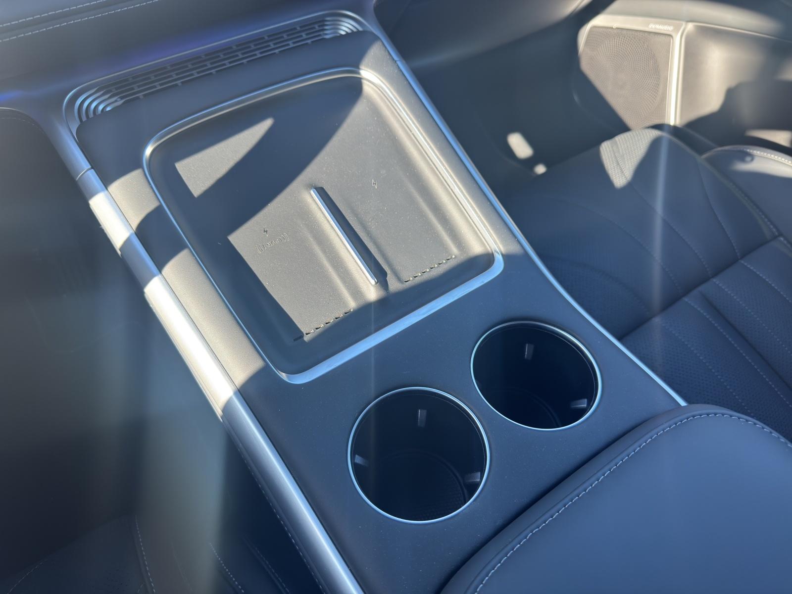 XPENG G9 Performance AWD-image-9