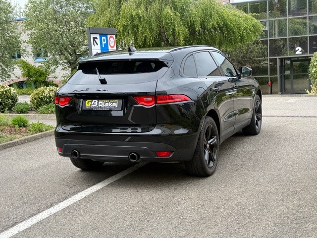 JAGUAR F-Pace 25d Prestige AWD Automatik-image-4