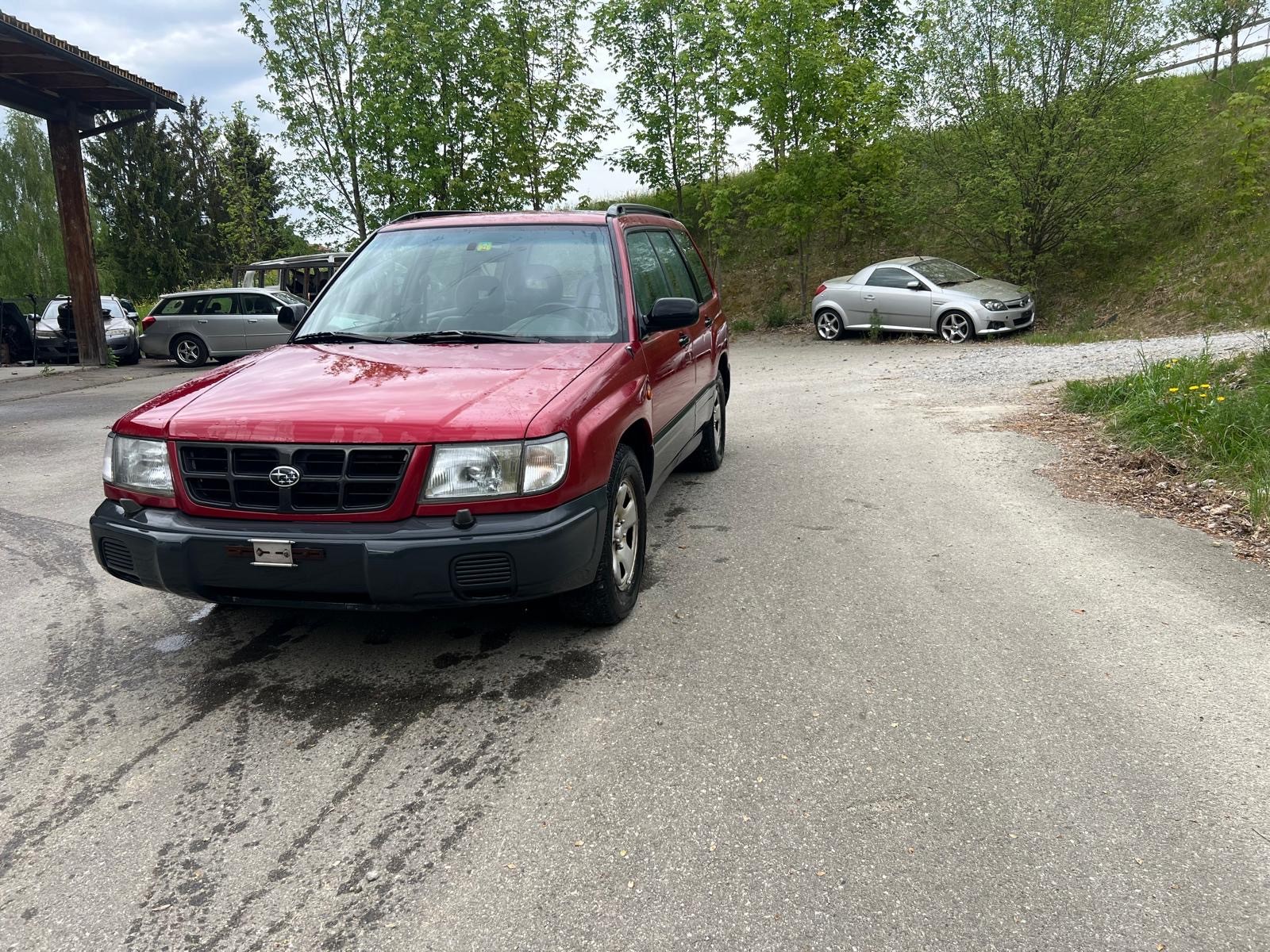 SUBARU Forester 2.0