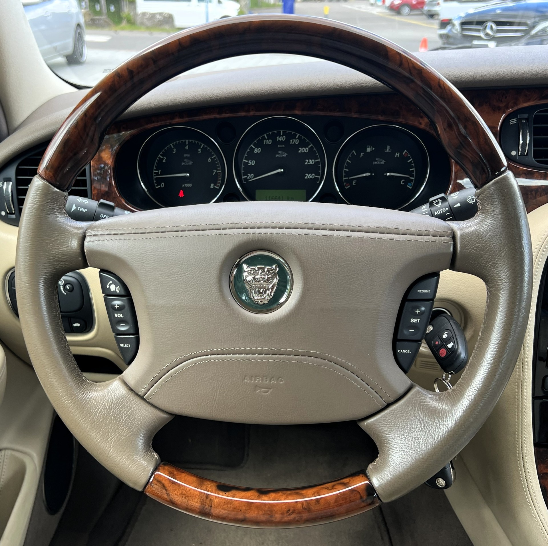 JAGUAR XJ8 3.5 V8 Classic-image-20