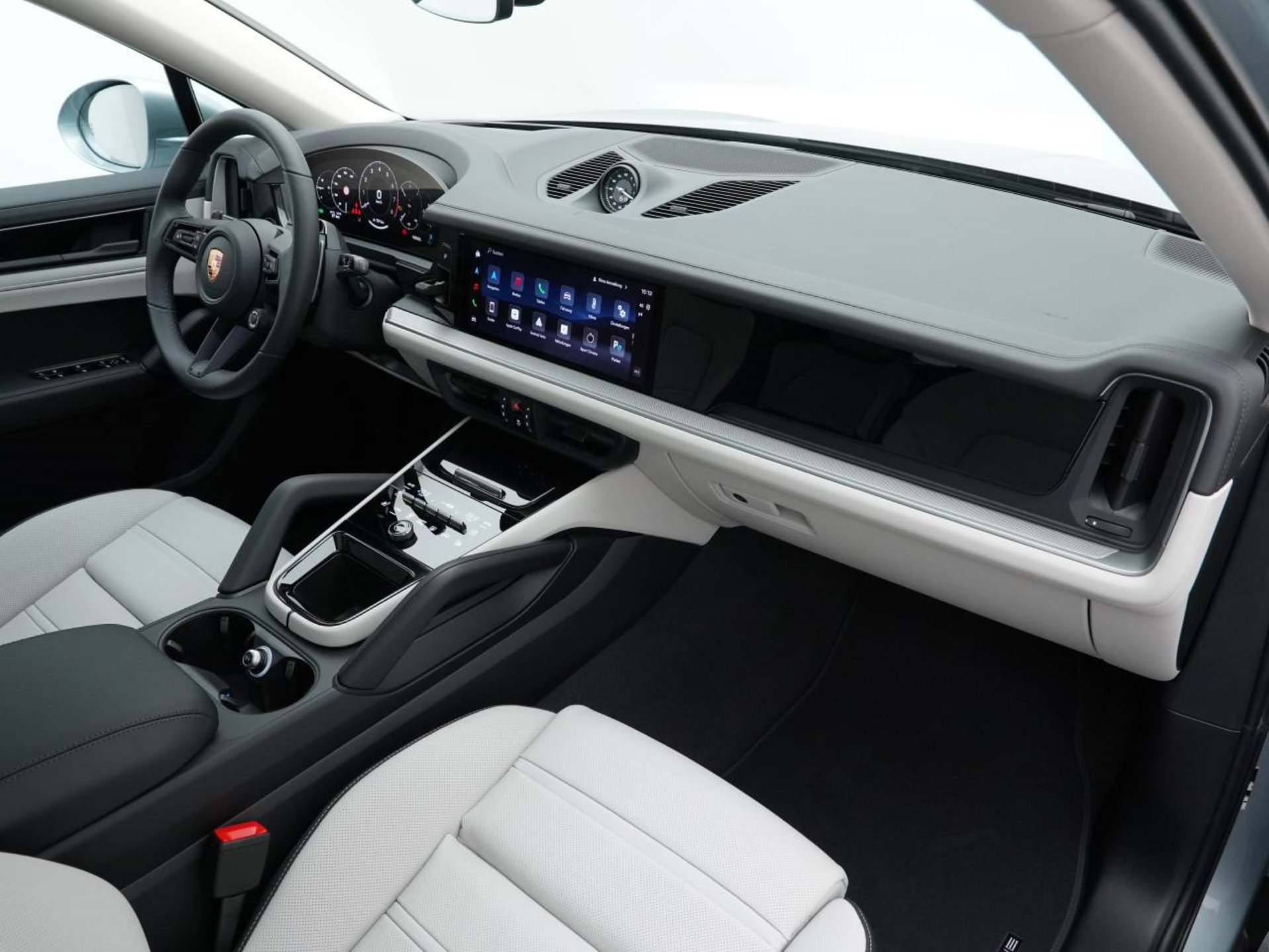 PORSCHE Cayenne S Coupé-image-24