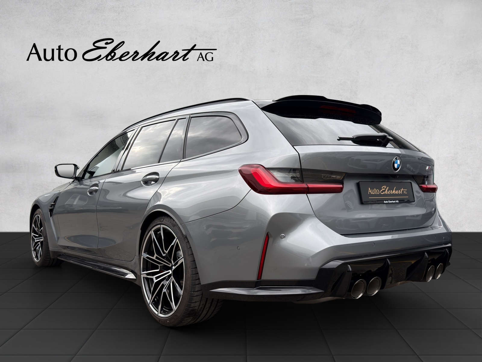 BMW M3 Touring xDrive Competition M LCI-showroom-element-1
